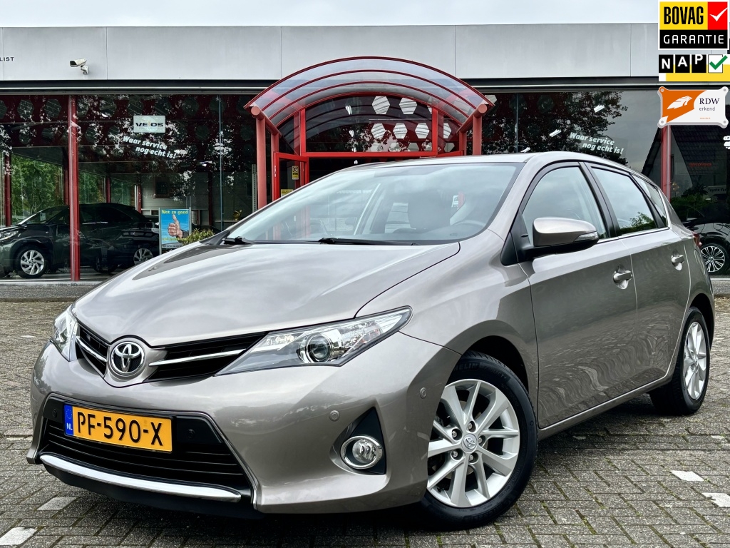 Toyota Auris 1.6 Dynamic Business | Navigatie | Cruise | Climate