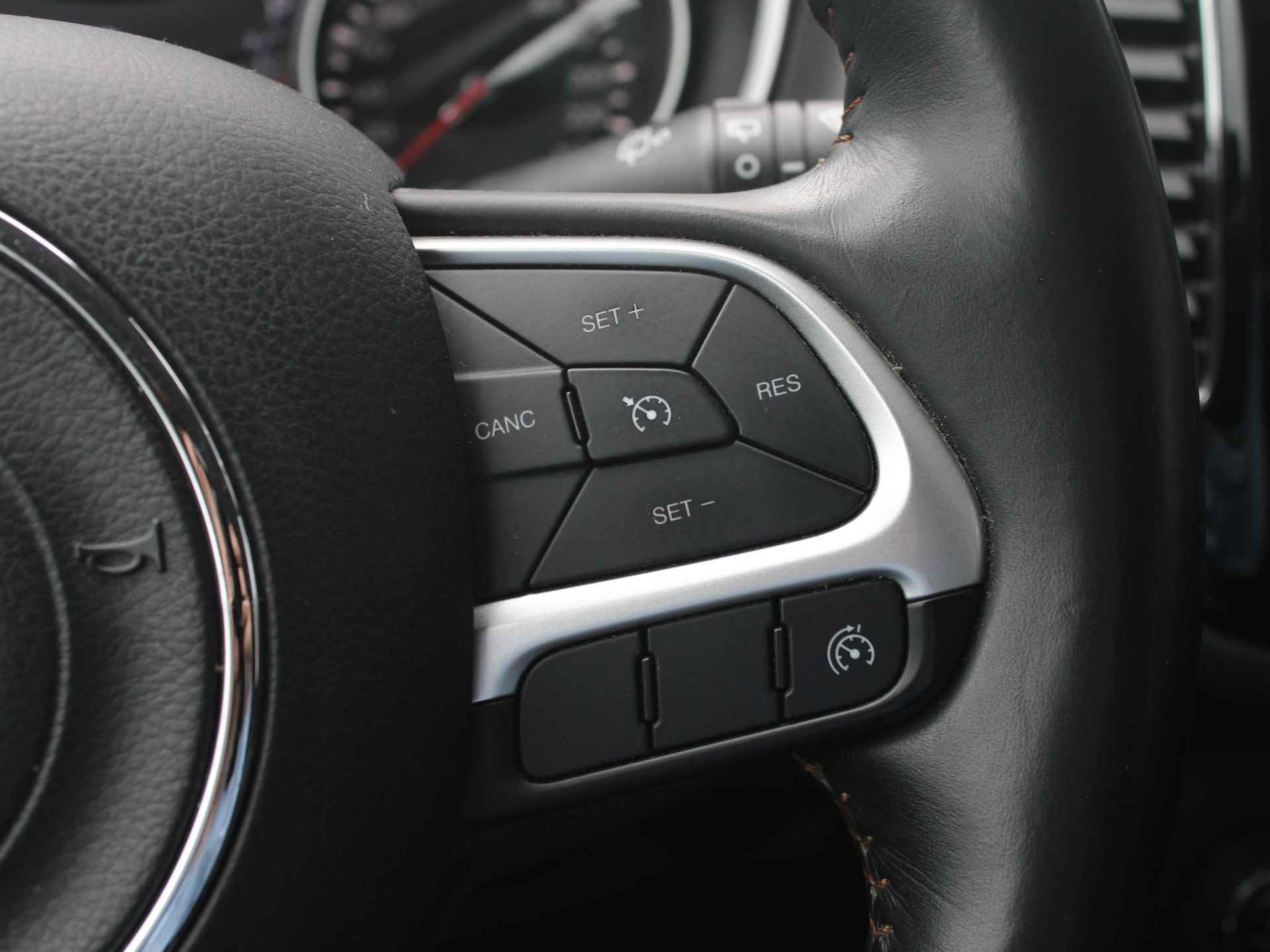 Jeep Compass 1.4 MultiAir Opening Edition 4x4 | Automaat | Clima | Navi | Cruise | Beats Audio - 16/31
