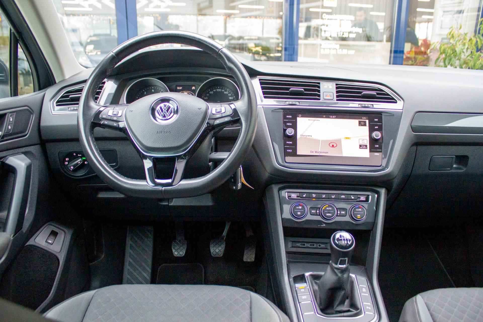 Volkswagen Tiguan 1.5 TSI Comfortline Business | Prijs rijklaar incl. 12 mnd garantie | Panodak Navi Elek Klep Stoelverw. Apple/An - 3/54