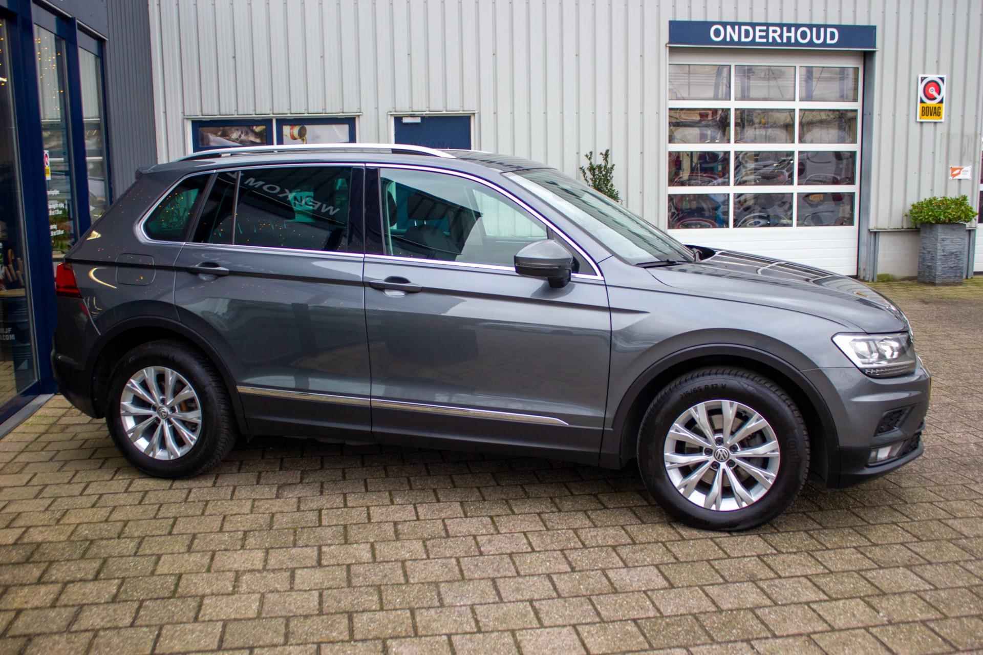 Volkswagen Tiguan 1.5 TSI Comfortline Business | Prijs rijklaar incl. 12 mnd garantie | Panodak Navi Elek Klep Stoelverw. Apple/An - 11/54