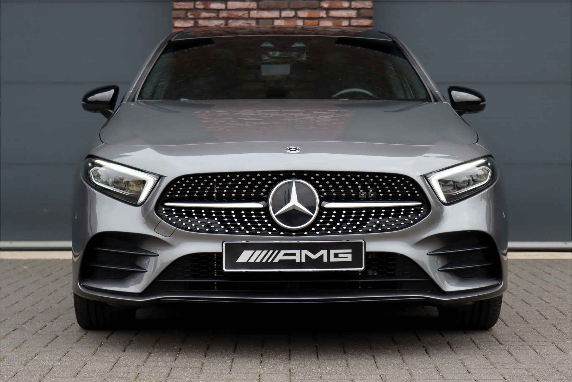 Mercedes-Benz A-Klasse 250 e Premium+ AMG Line Aut8, Panoramadak, Memorypakket, Keyless Go, Camera, Augmented Reality, Dodehoekassistent, Widescreen, Nightpakket, Multibeam LED, Etc. - 14/42