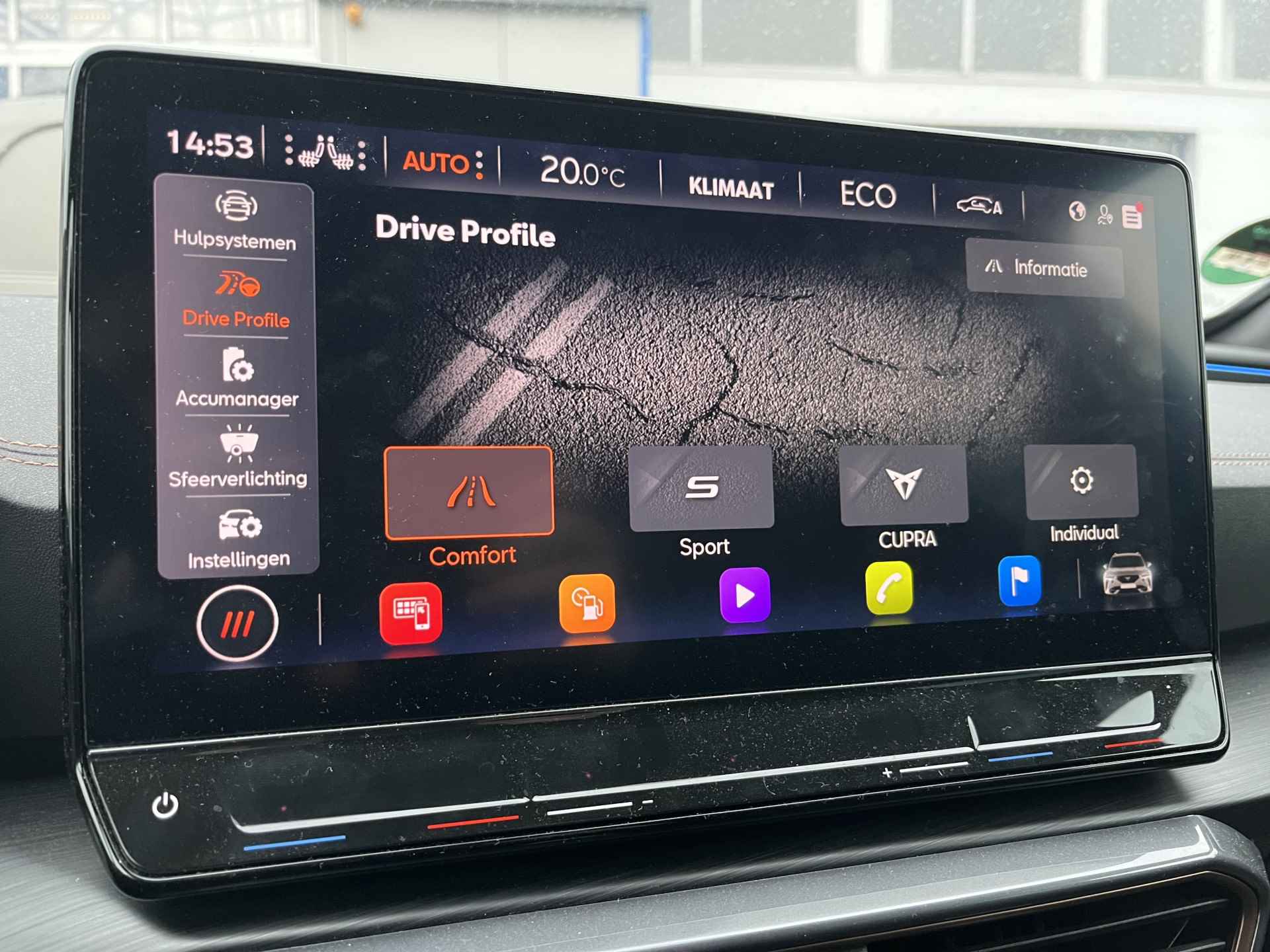 CUPRA Formentor 1.4 e-Hybrid VZ Performance / AUTOMAAT/ 245 PK/ CAMERA/ PARK. SENSOREN/ DODE HOEK/ DCC/ MATRIX/ KEYLESS/ STOEL-STUURVERWARM./ ADAPT. CRUISE/ APP-CONNECT/ NAVI/ CLIMA/ DAB/ 19" LMV - 23/35