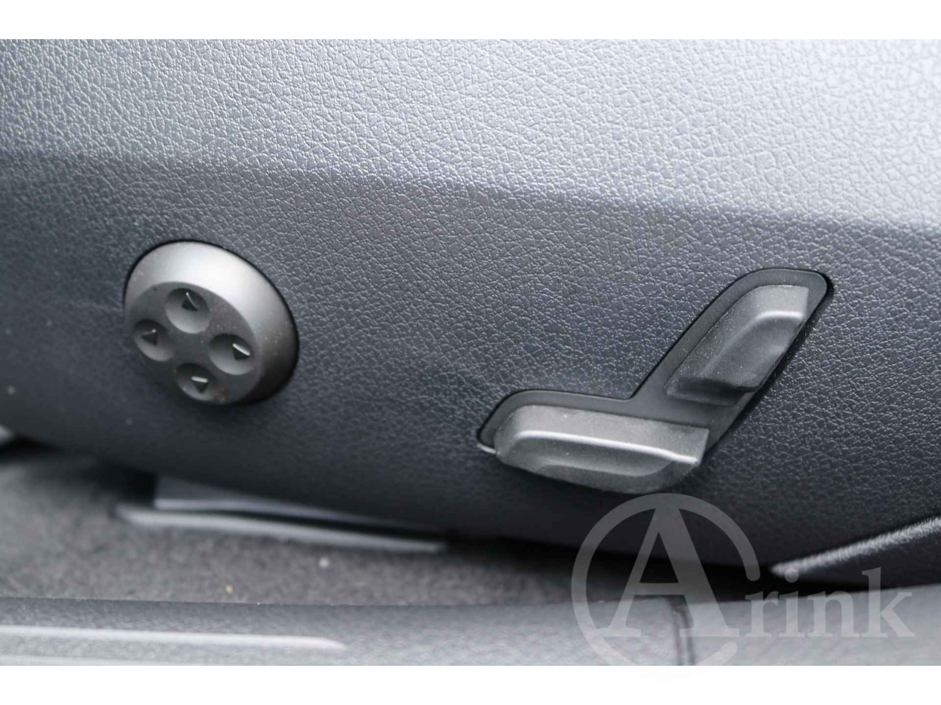 Mercedes-Benz C-Klasse Estate 300 e AMG Line Night pakket Rijassistentiepakket - 20/47