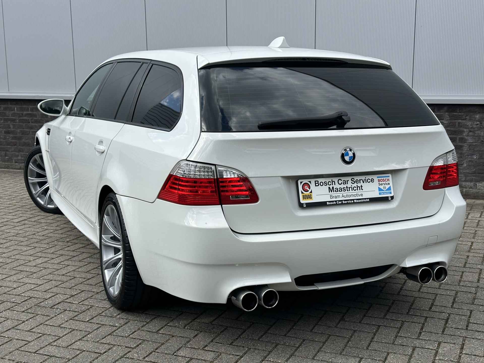 BMW 5 Serie Touring M5 Drivers package- Full service history- One of 803  and only 61 in white- - 4/63