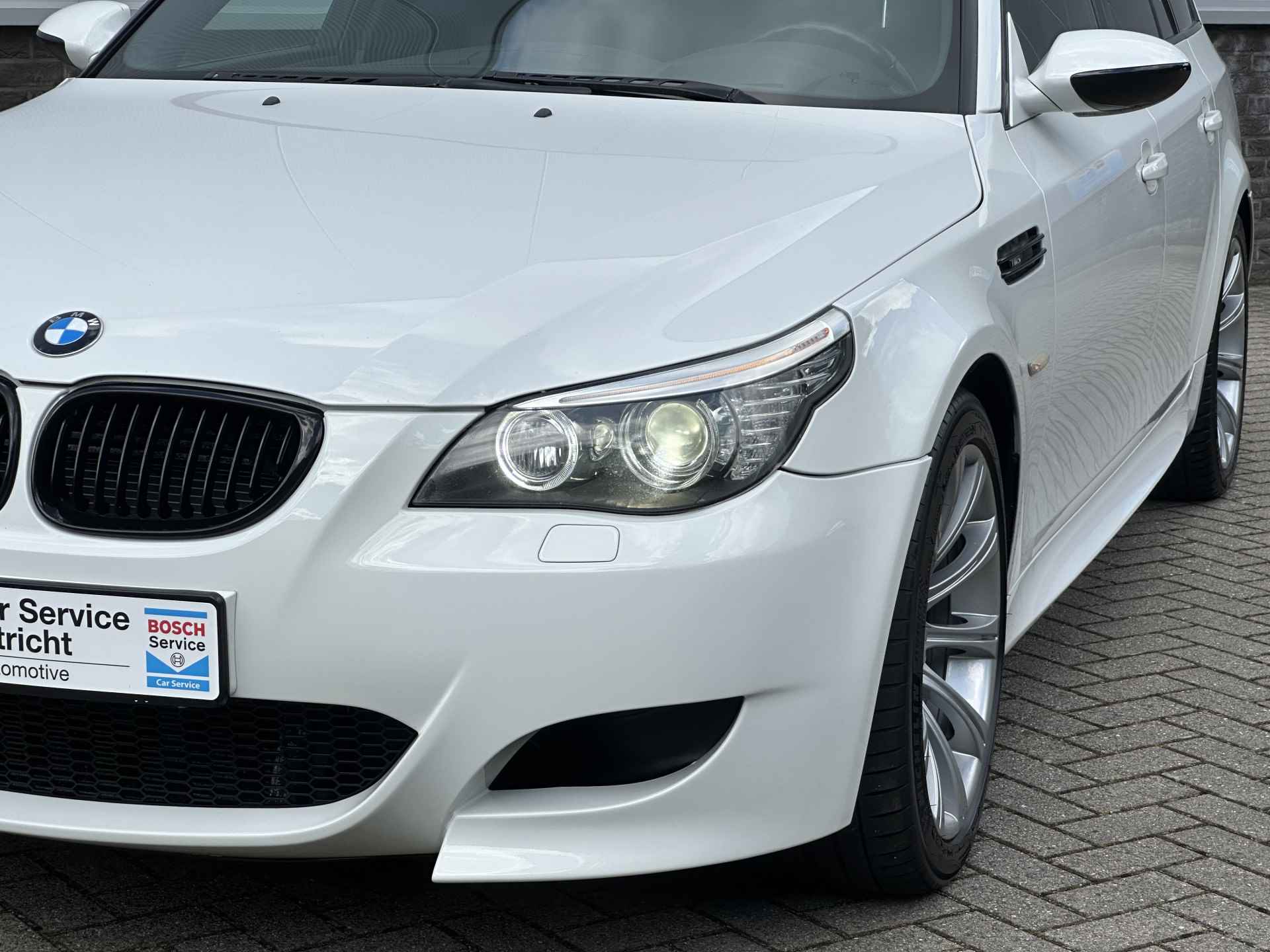 BMW 5 Serie Touring M5 Drivers package- Full service history- One of 803  and only 61 in white- - 59/63