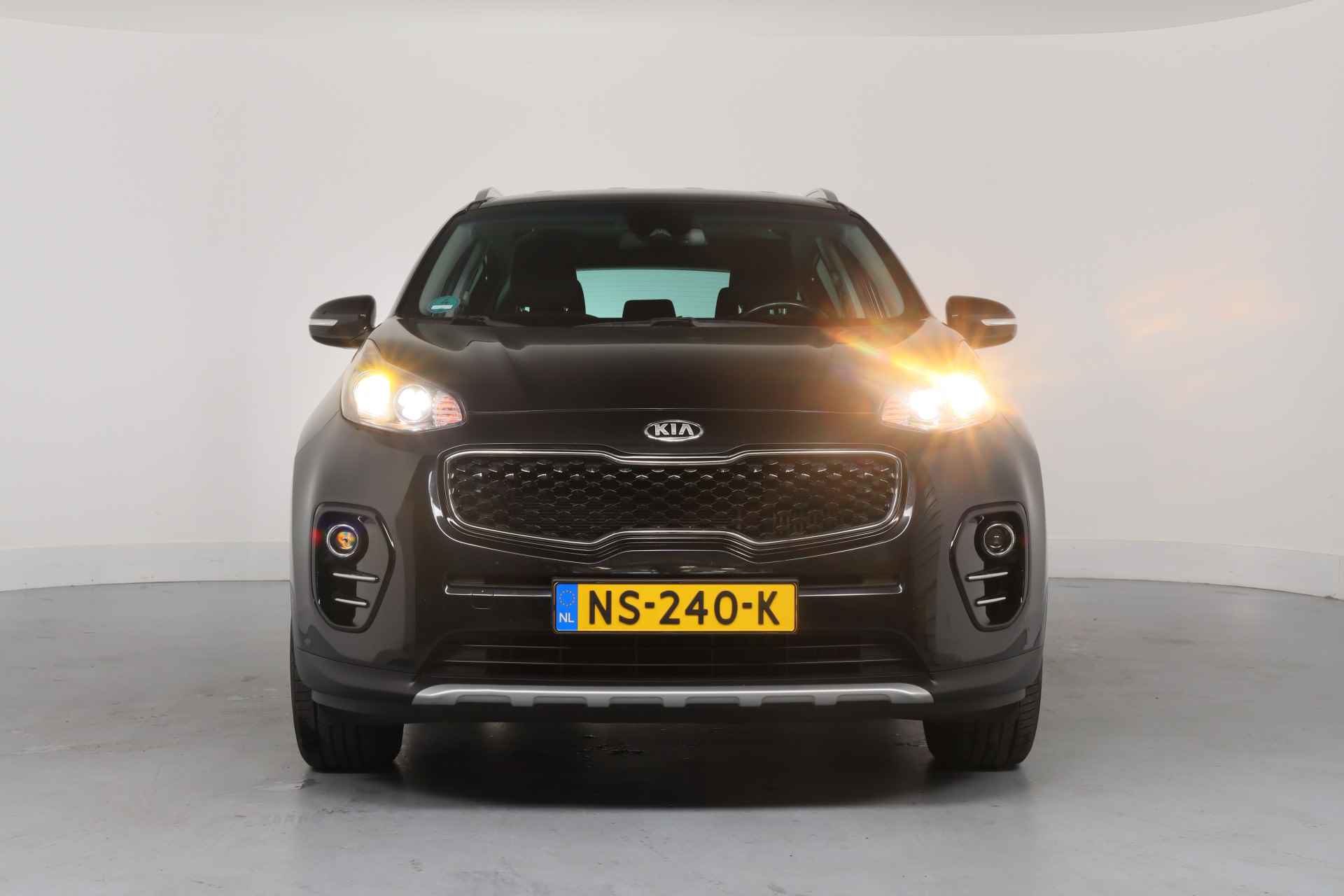 Kia Sportage 1.6 T-GDI 4WD DynamicLine Automaat | Navigatie | Cruise control | Climate control | Camera | Trekhaak - 2/38