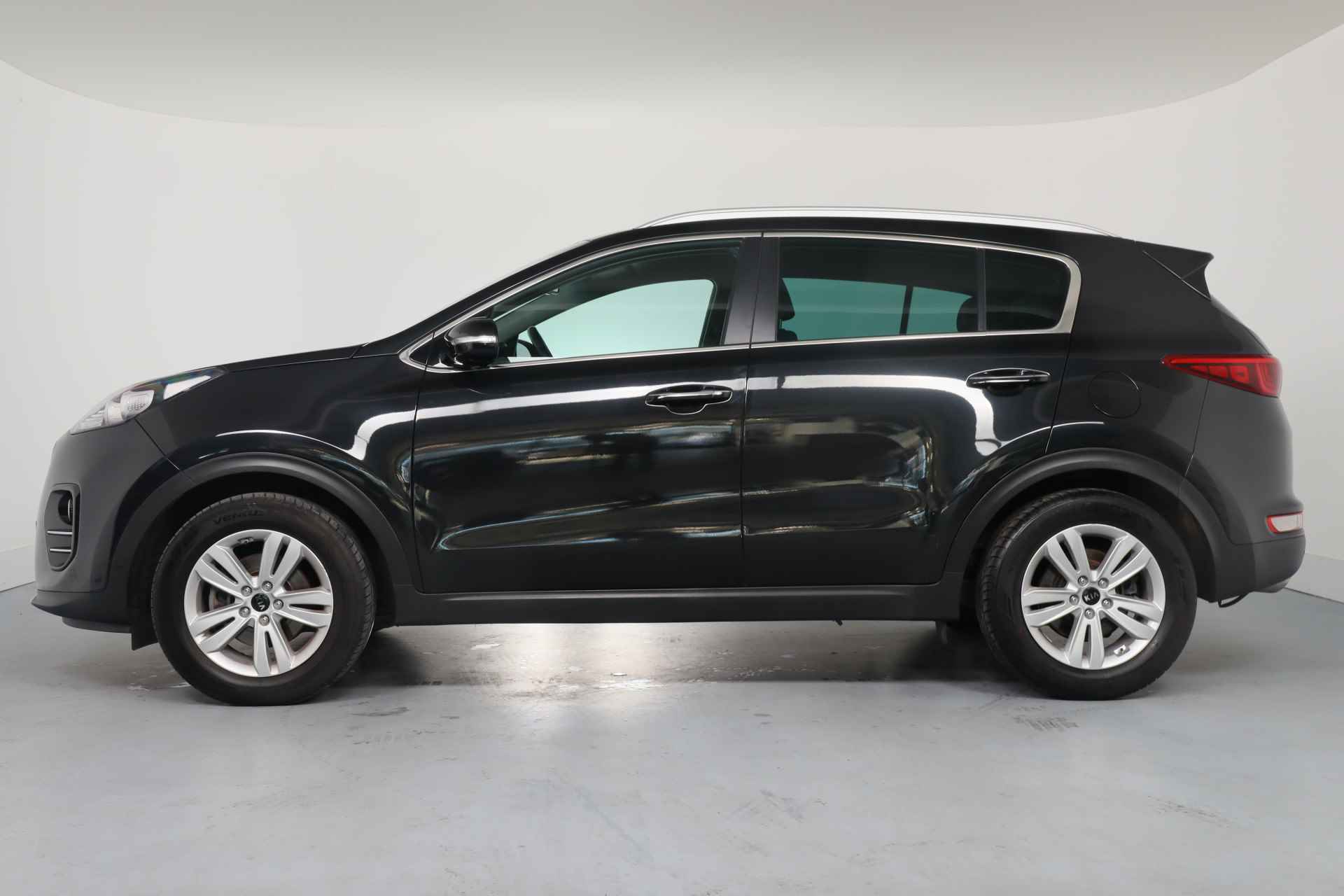 Kia Sportage 1.6 T-GDI 4WD DynamicLine Automaat | Navigatie | Cruise control | Climate control | Camera | Trekhaak - 22/38