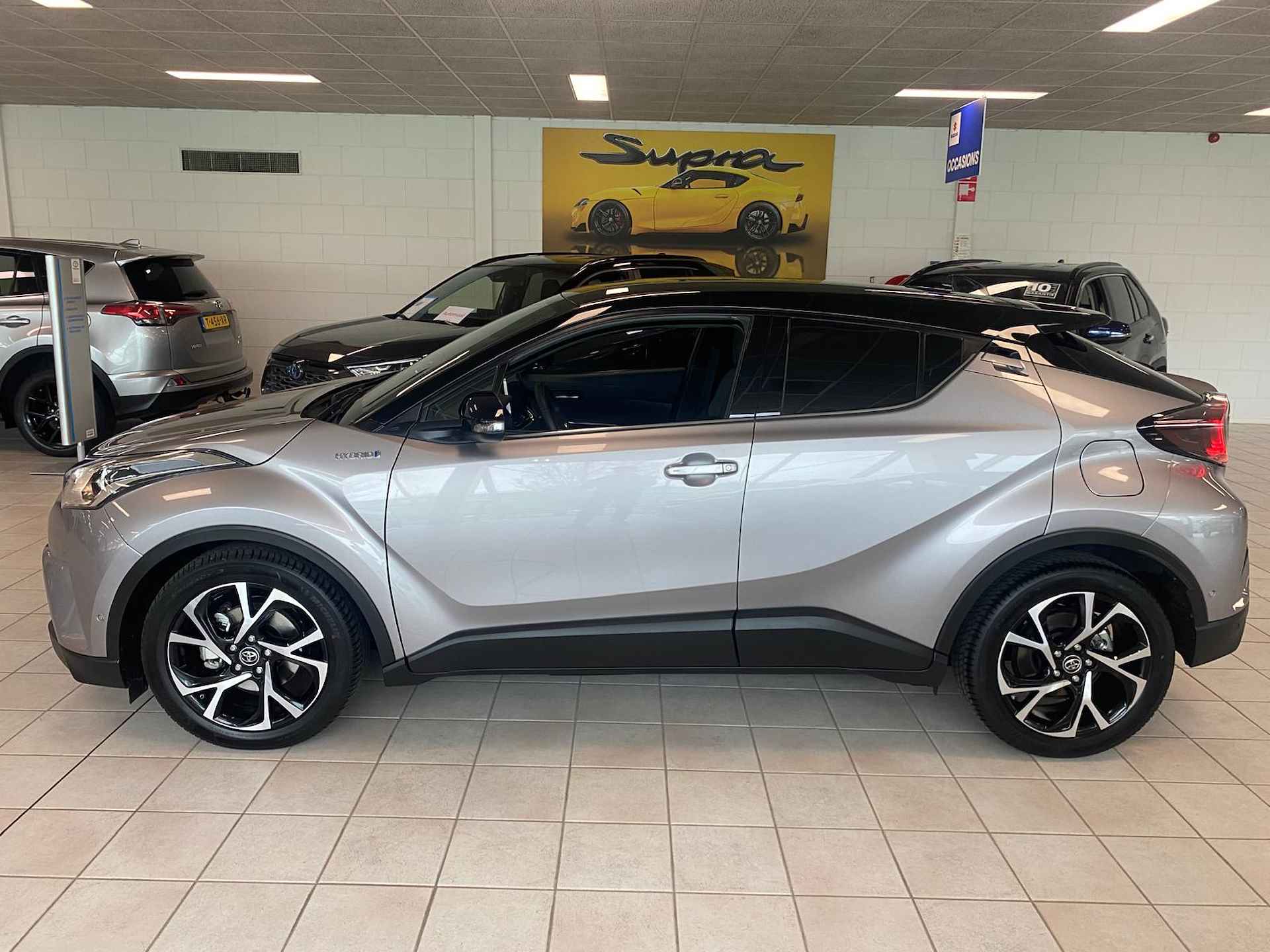 Toyota C-HR 1.8 Hybrid Style - 2/36