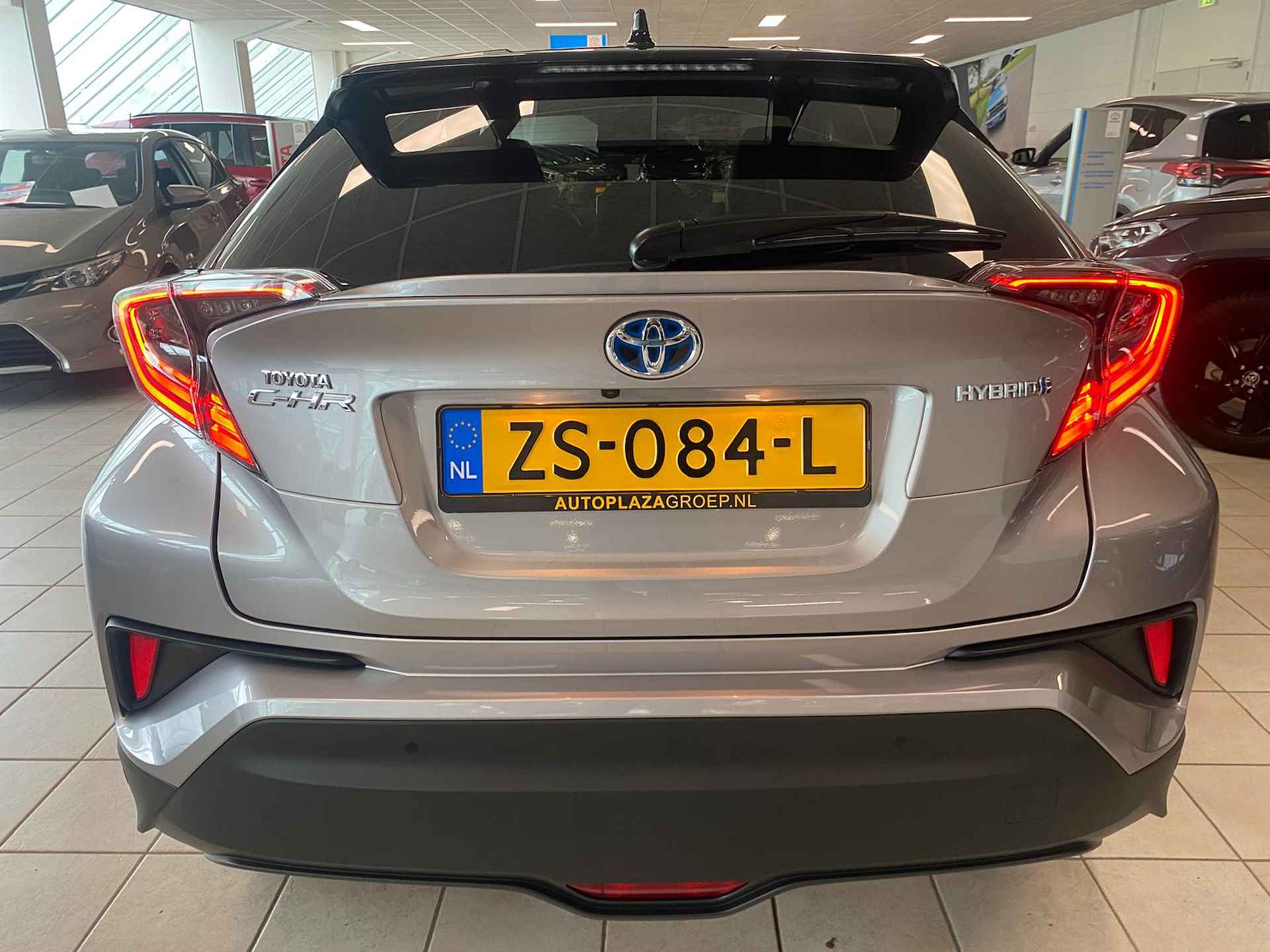 Toyota C-HR 1.8 Hybrid Style - 4/36