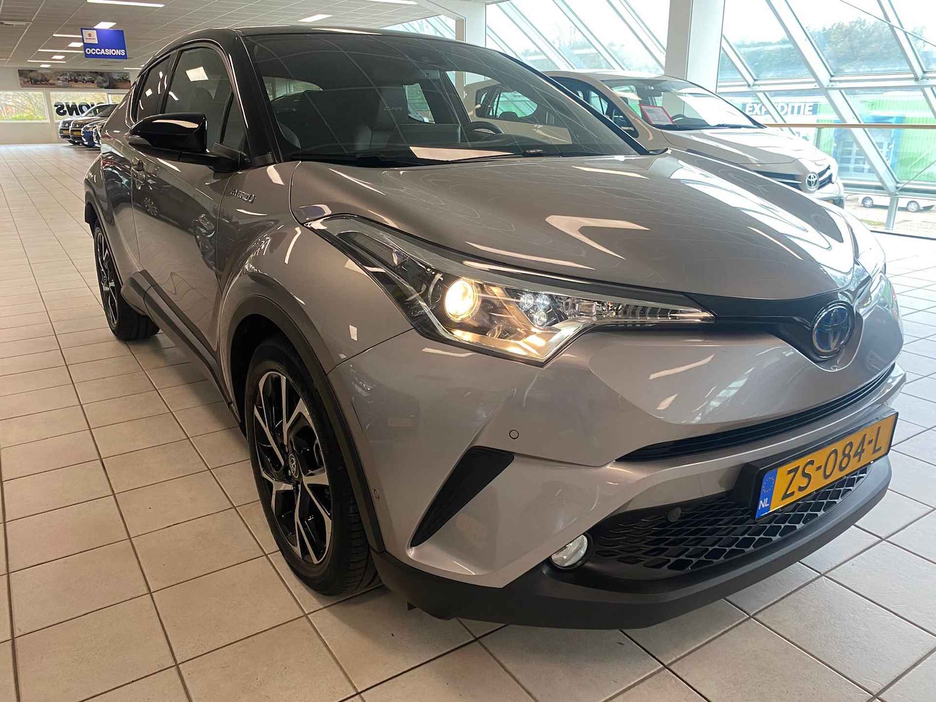 Toyota C-HR 1.8 Hybrid Style - 7/36