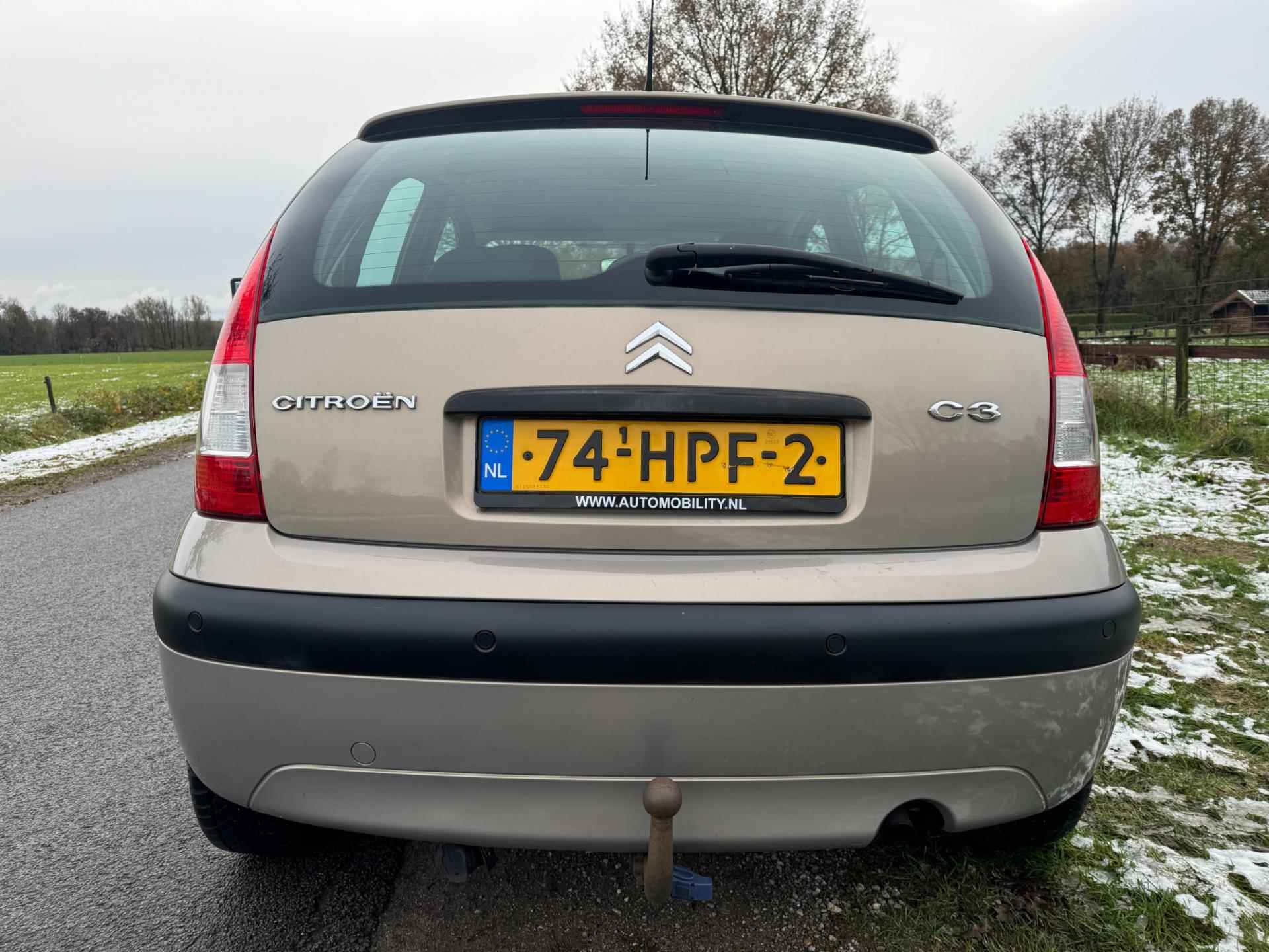 Citroen C3 1.4i Ligne Prestige met airco en trekhaak - 6/22