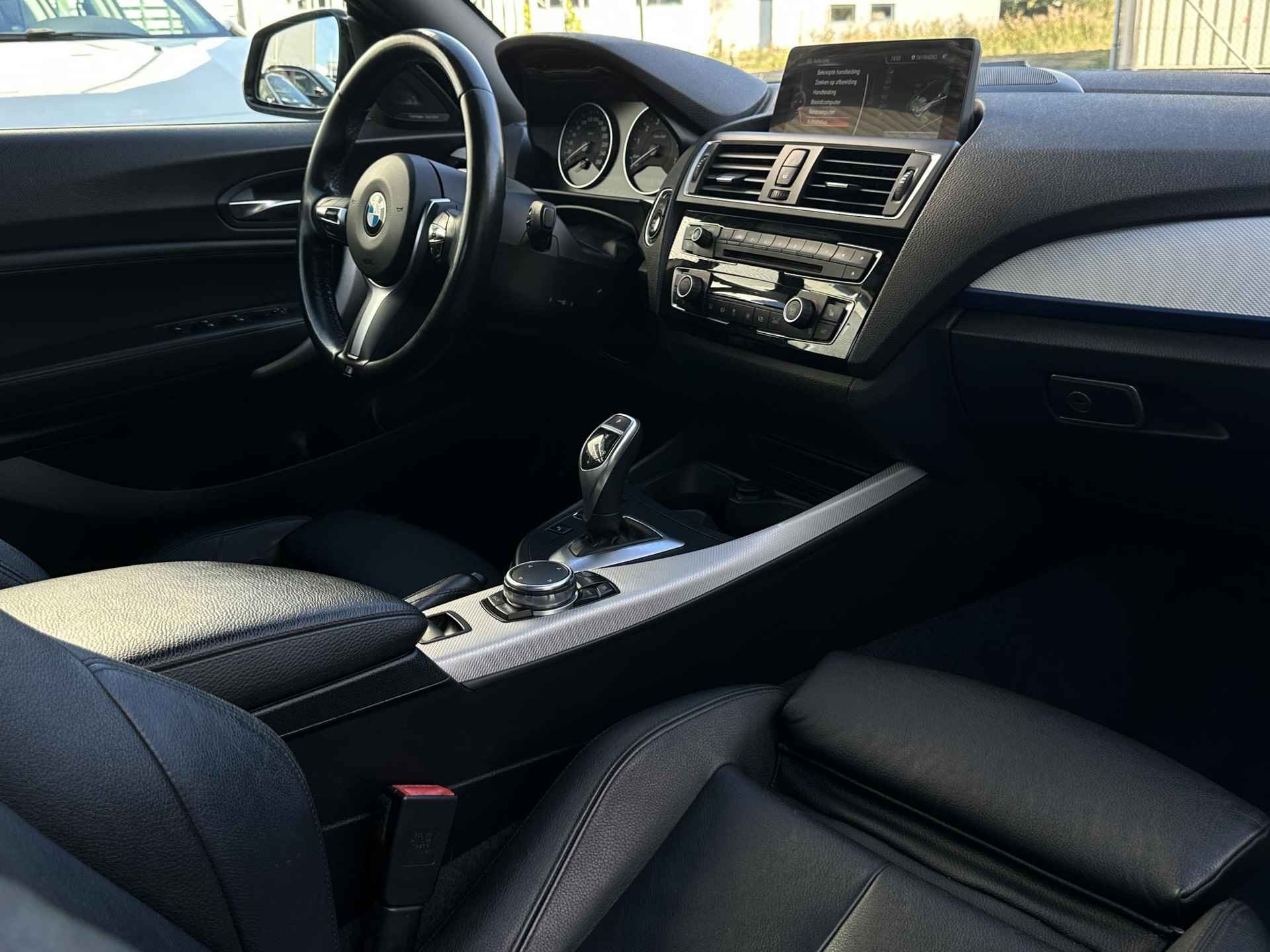 BMW 2-serie Cabrio M235i High Executive M-Sport - 17/23