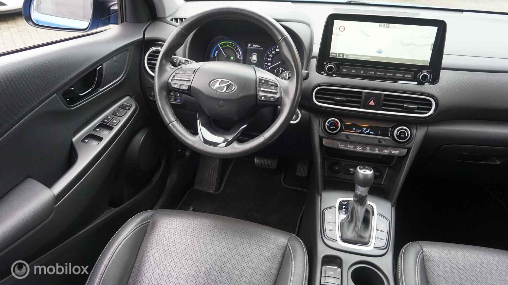 Hyundai Kona 1.6 GDI HEV Premium Navigatie | Leder | Head Up Display - 9/37