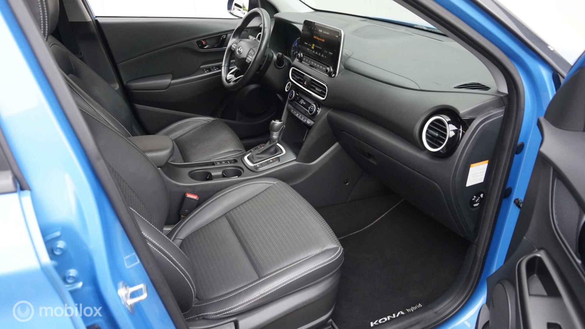 Hyundai Kona 1.6 GDI HEV Premium Navigatie | Leder | Head Up Display - 11/37