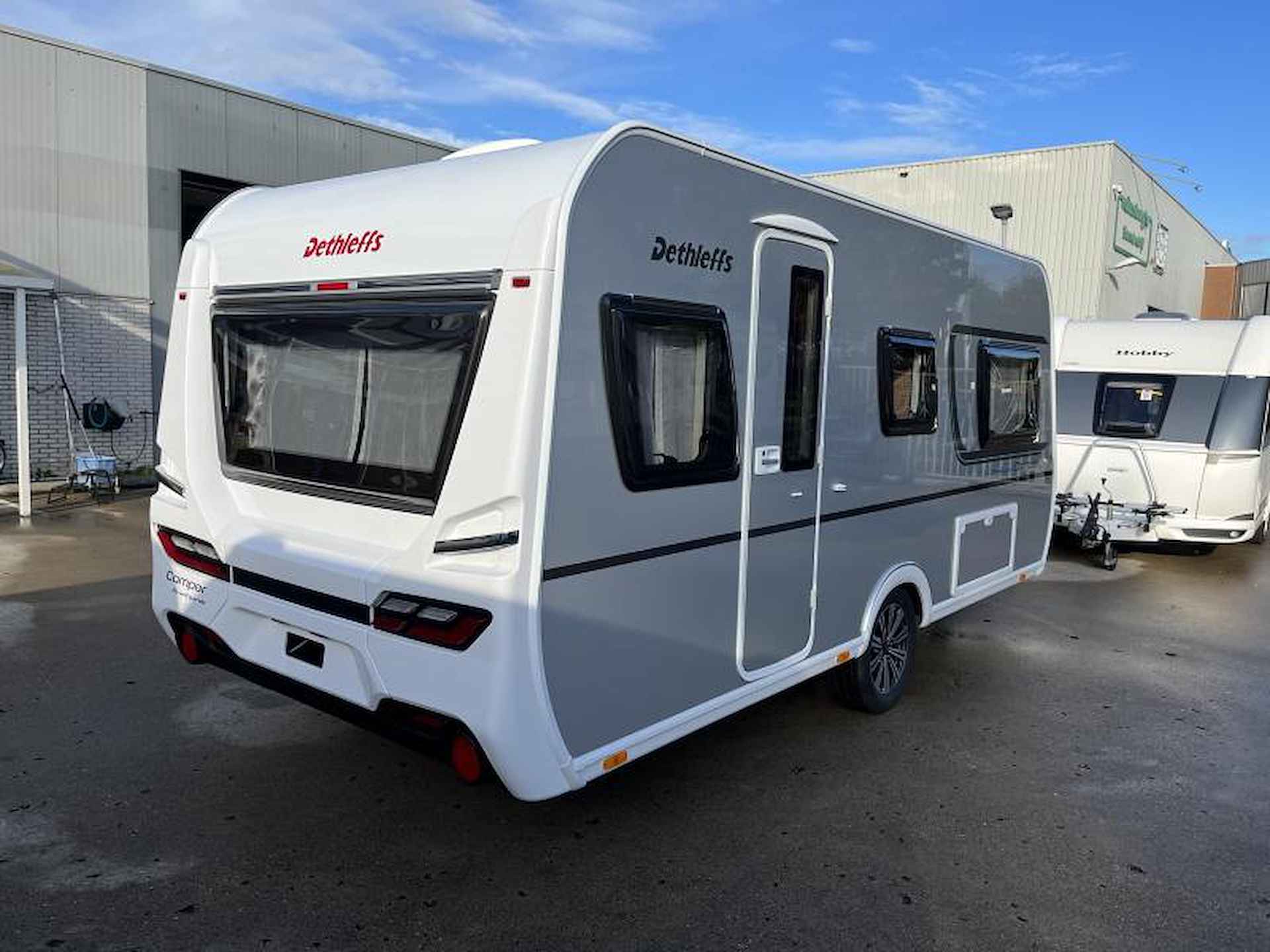 Dethleffs Camper Avantgarde 460 EL + Berger Platinum mover! - 3/16