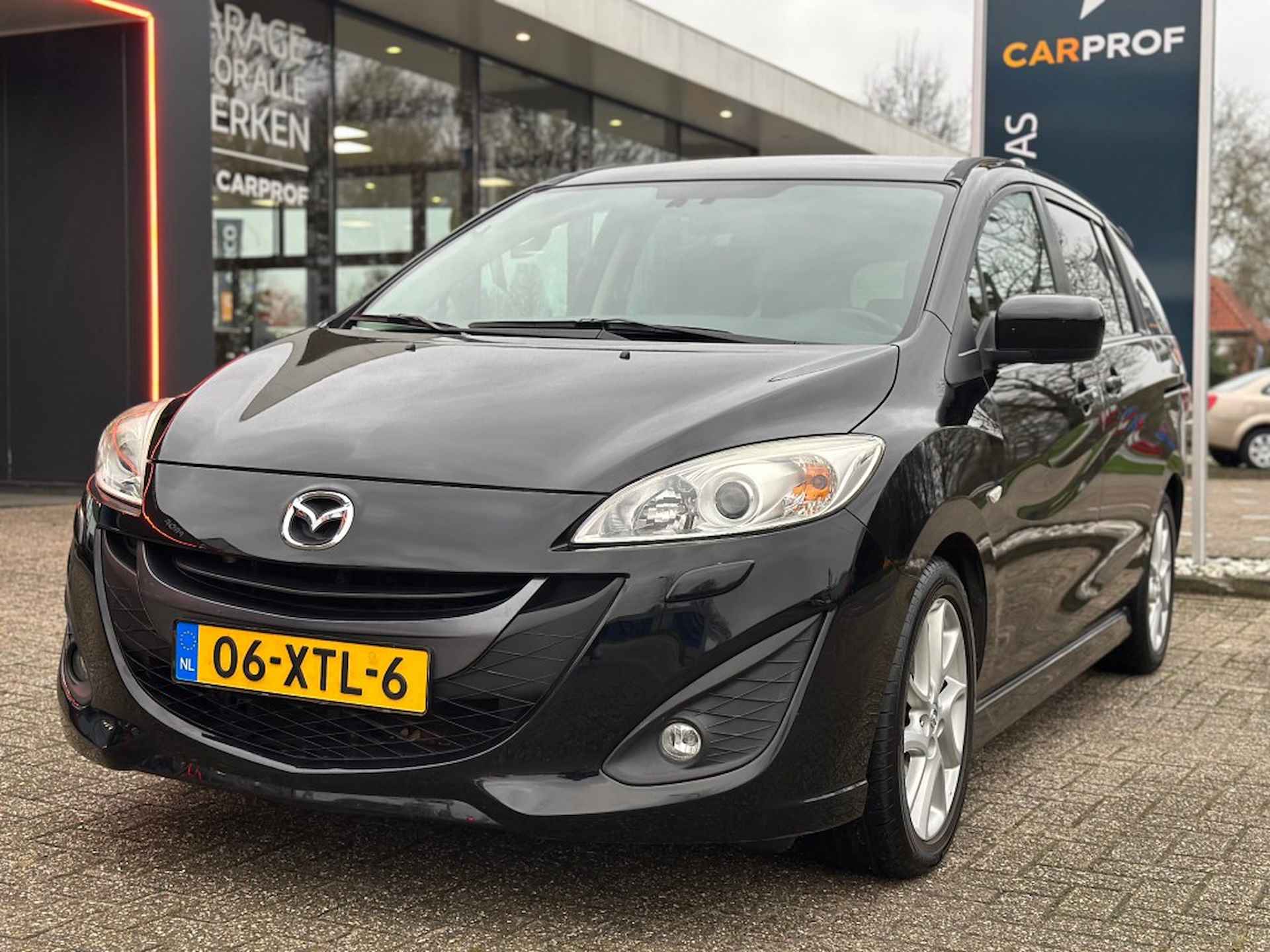 Mazda 5