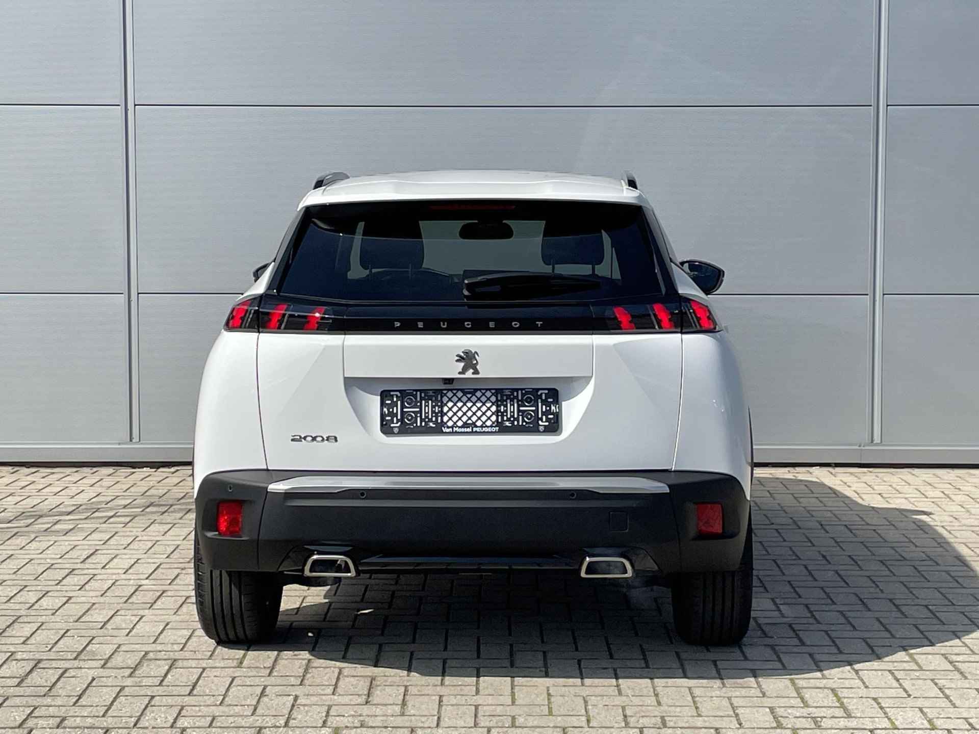 Peugeot 2008 1.2 Allure Pack Automaat | Navigatie 3D | Cruisecontrol | Bluetooth - 8/30