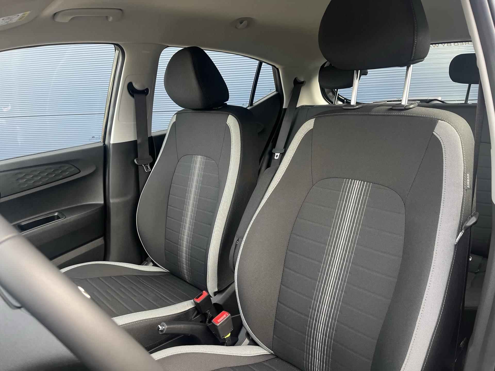 Hyundai I10 1.0i 67pk Comfort Smart | Navigatie | Camera | Carplay - 12/32