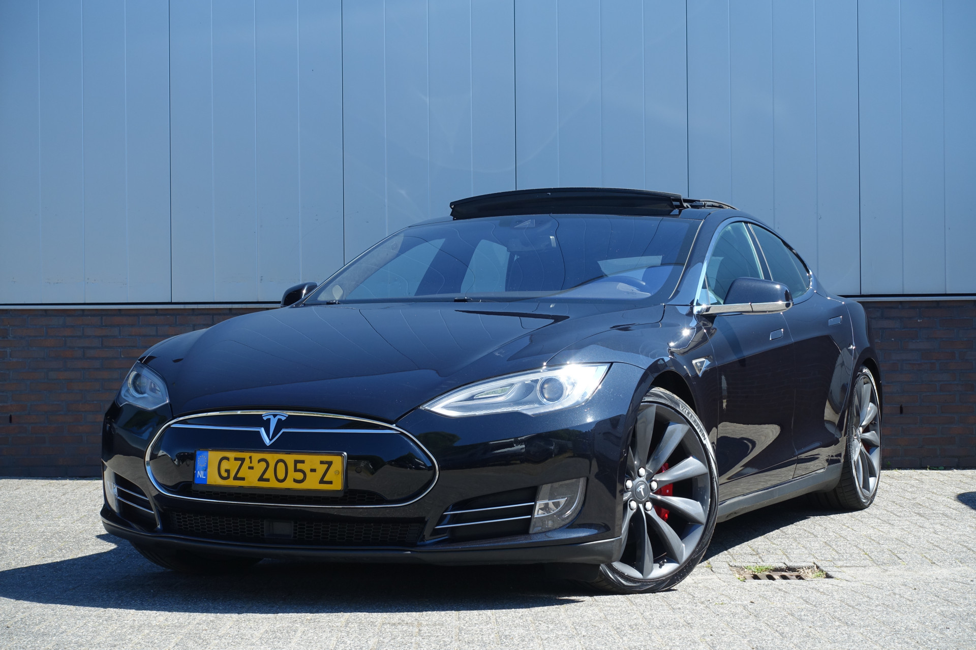 Tesla Model S 85D Performance | Free SUC | bij viaBOVAG.nl
