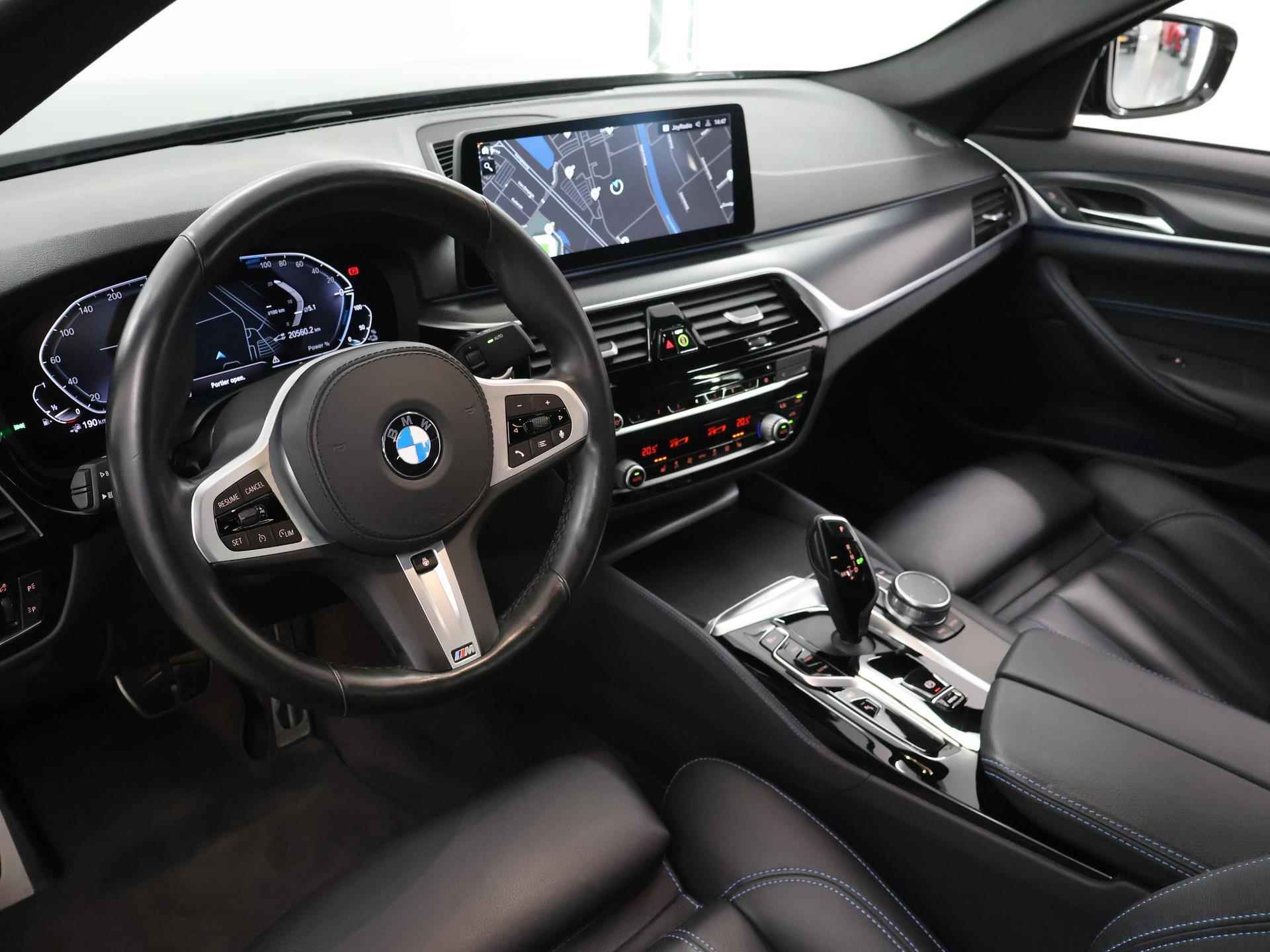 BMW 5-serie 530e High Executive M-Sport | Facelift | Digitaal Dashboard | Keyless go | Stoelverwarming | Navigatie | Stuur verwarming | 19" Lichtmetaal | Sportstoelen | Achteruitrijcamera | - 8/48
