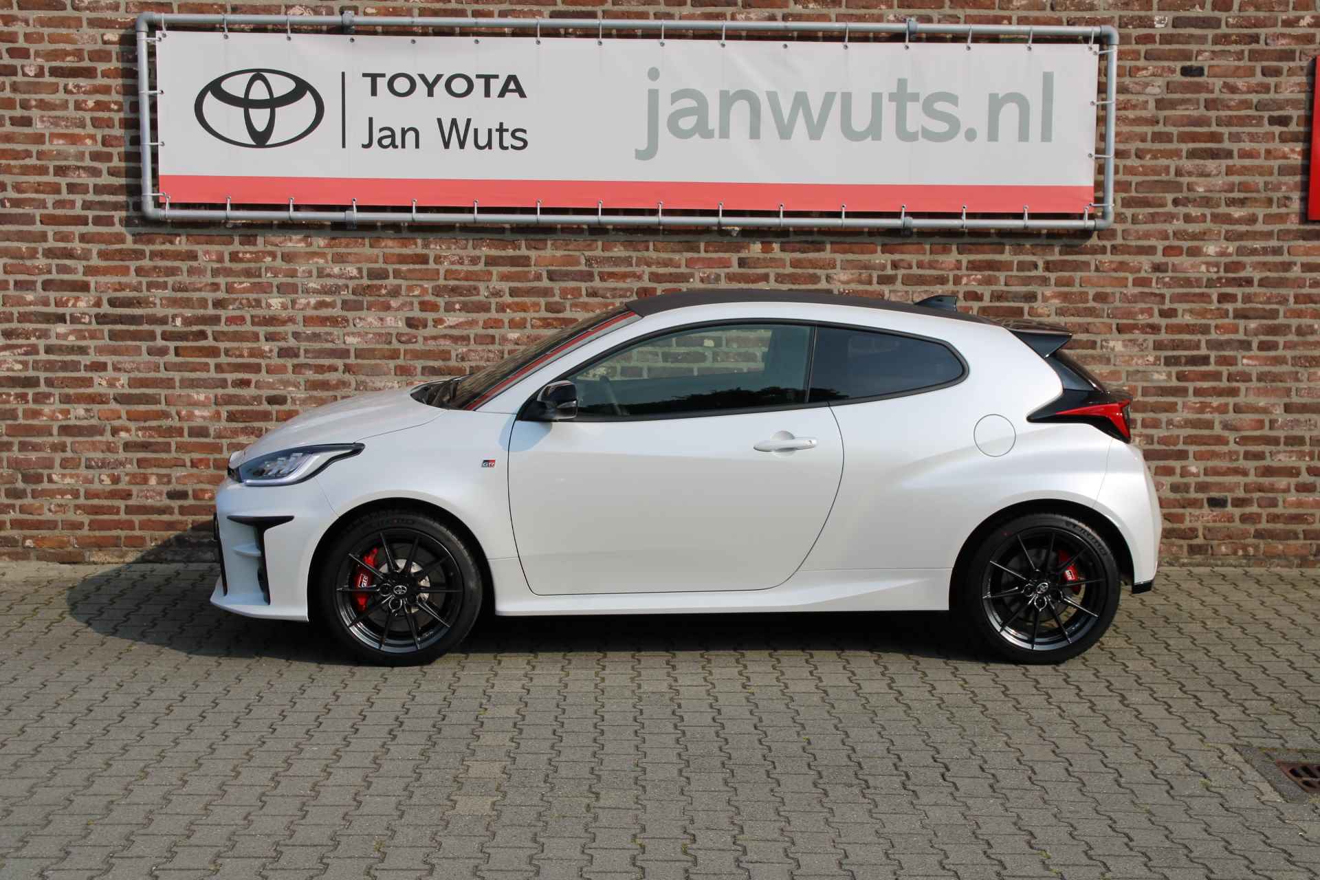 Toyota Yaris 1.6 GR AWD Performance (Prijs = Excl. BPM!) - 2/49