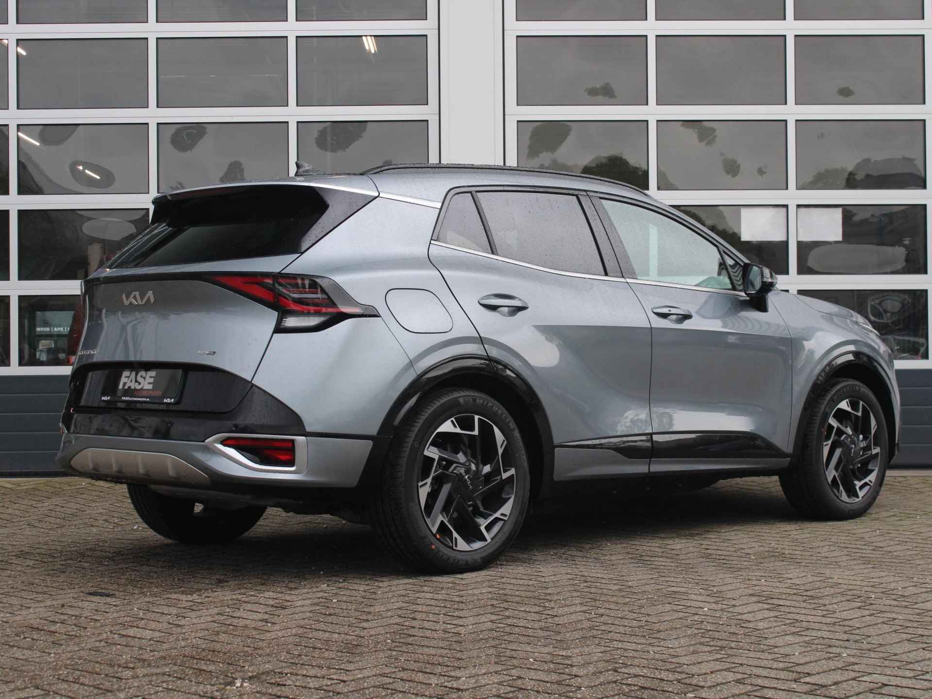 Kia Sportage 1.6 T-GDi Plug-in Hybrid AWD GT-Line | Beschikbaarheid in overleg | Stoel-/Stuurverwarming | Schuif-/kanteldak | Keyless| Navi+Carplay | 19" - 2/40