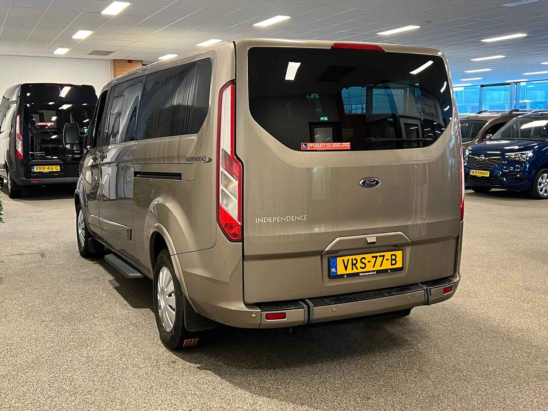 Ford Tourneo Custom L2H1 Rolstoelbus Automaat XXL-Ombouw 148cm - 22/36