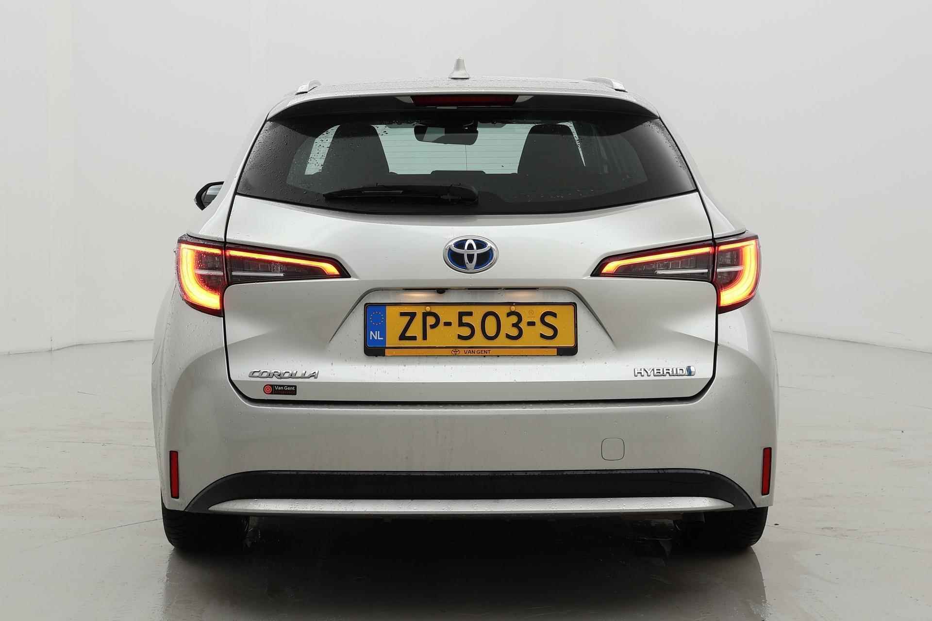 Toyota Corolla Touring Sports 1.8 Hybrid First Edition Navigatie Automaat - 8/34