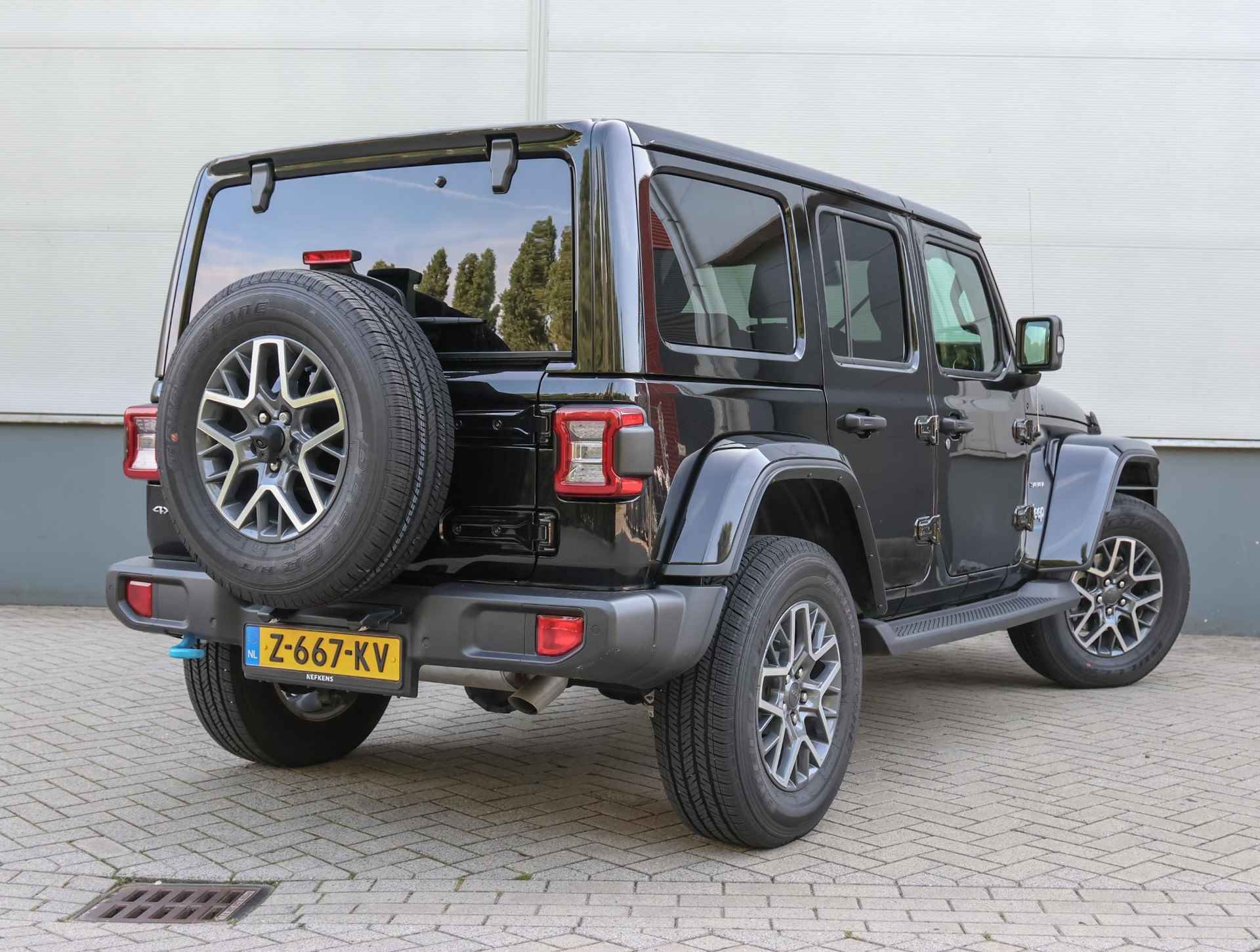 Jeep Wrangler Unlimited 4xe 380pk Sahara | 1ste eig. | LEER | Adaptive Cruise | AppleCarplay | Climate | Blindspot | NL auto! - 4/46