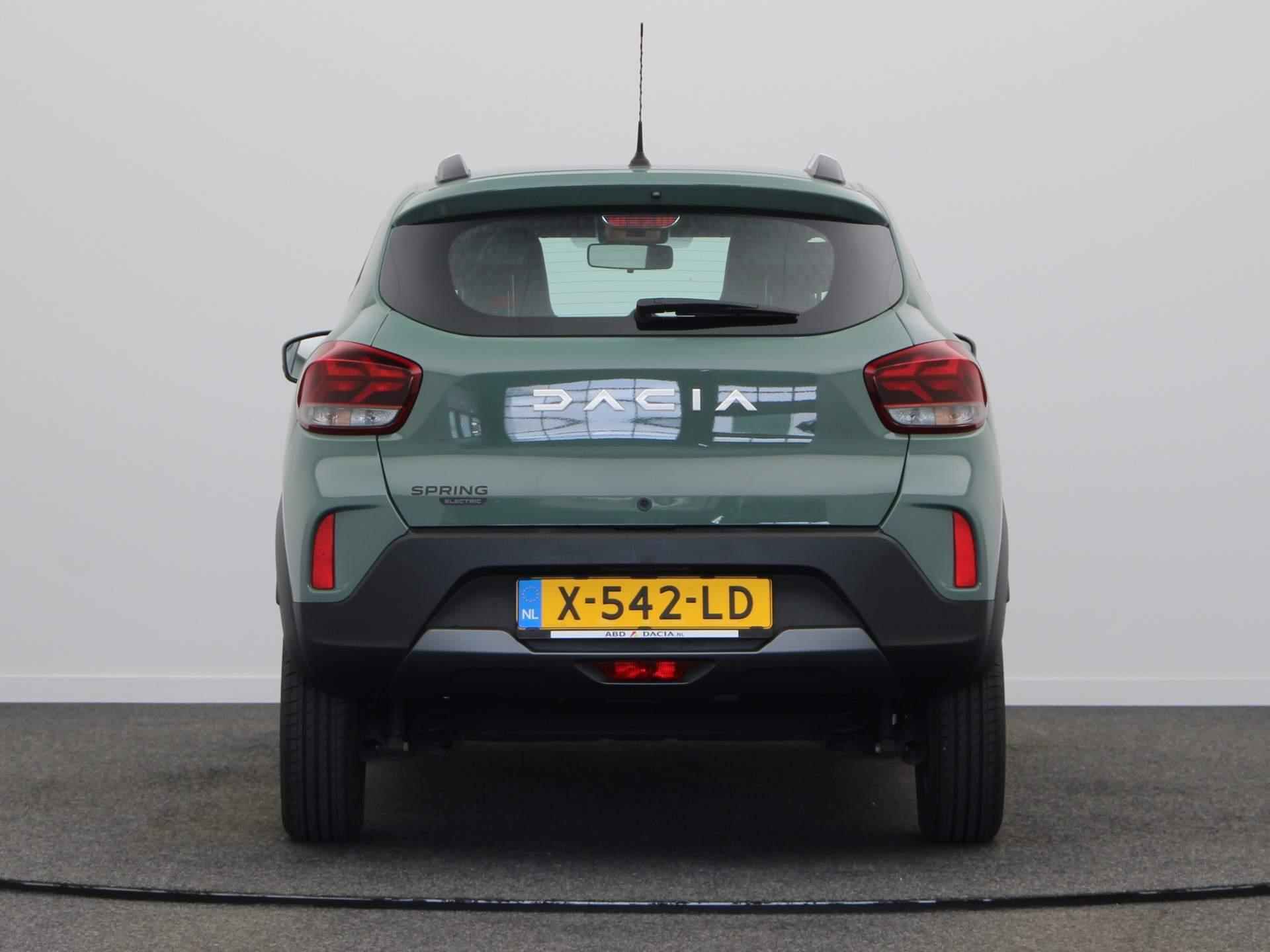 Dacia Spring Essential 27 kWh | Demovoordeel | Airconditioning | Elektrische ramen voor | Radio | - 7/27