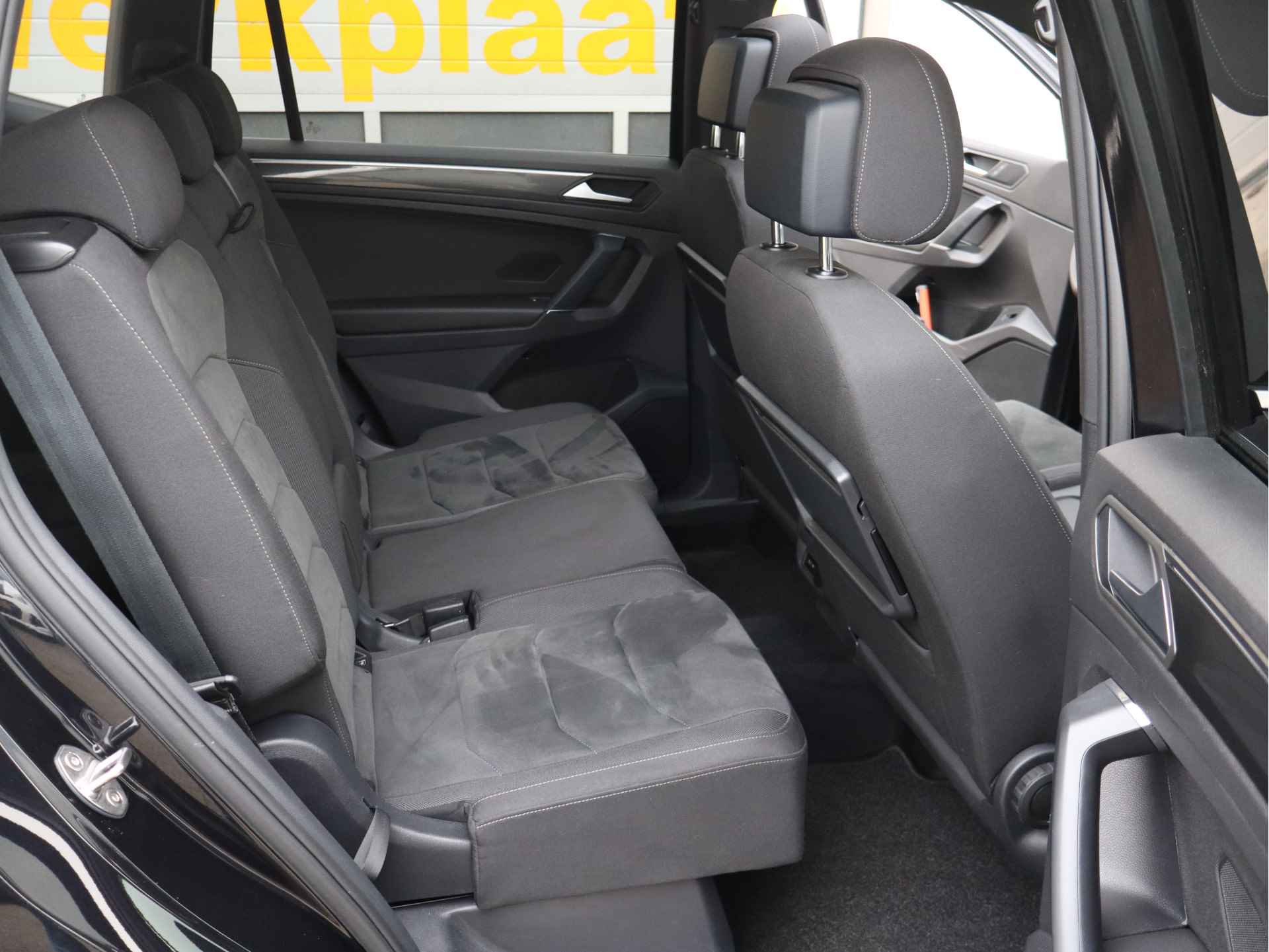 Volkswagen Tiguan Allspace 1.5 TSI Highline Business R-Line 7p. NL-Auto!! Panoramadak I Zeer compleet !! - 14/47