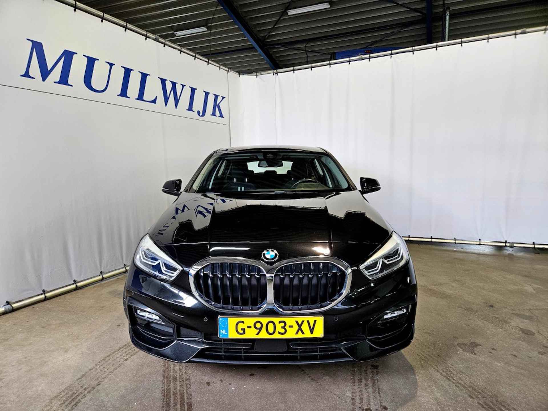 BMW 1-serie 118i Executive Edition / Navi / Full LED / NL Auto - 5/42