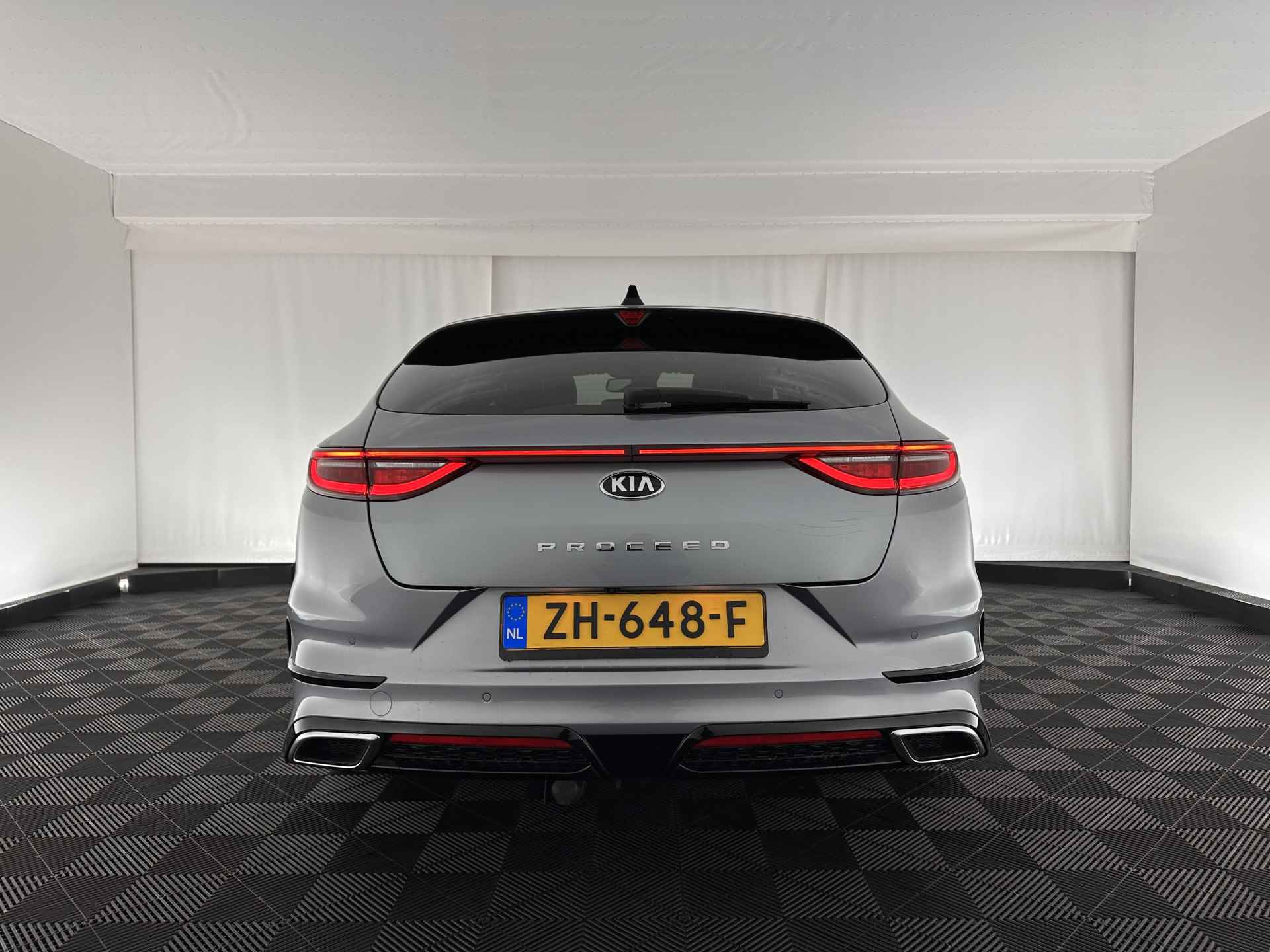 Kia ProCeed 1.6 CRDi GT-PlusLine-Sportpack Aut. *PANO | JBL-AUDIO | FULL-LED | LEATHER-ALCANTARA | KEYLESS | MEMORY-PACK | ADAPTIVE-CRUISE | CAMERA | LANE-ASSIST | SPORT-SEATS | NAVI-FULLMAP | SHIFT-PADDLES | DAB+ | TOWBAR | 18''ALU* - 5/34