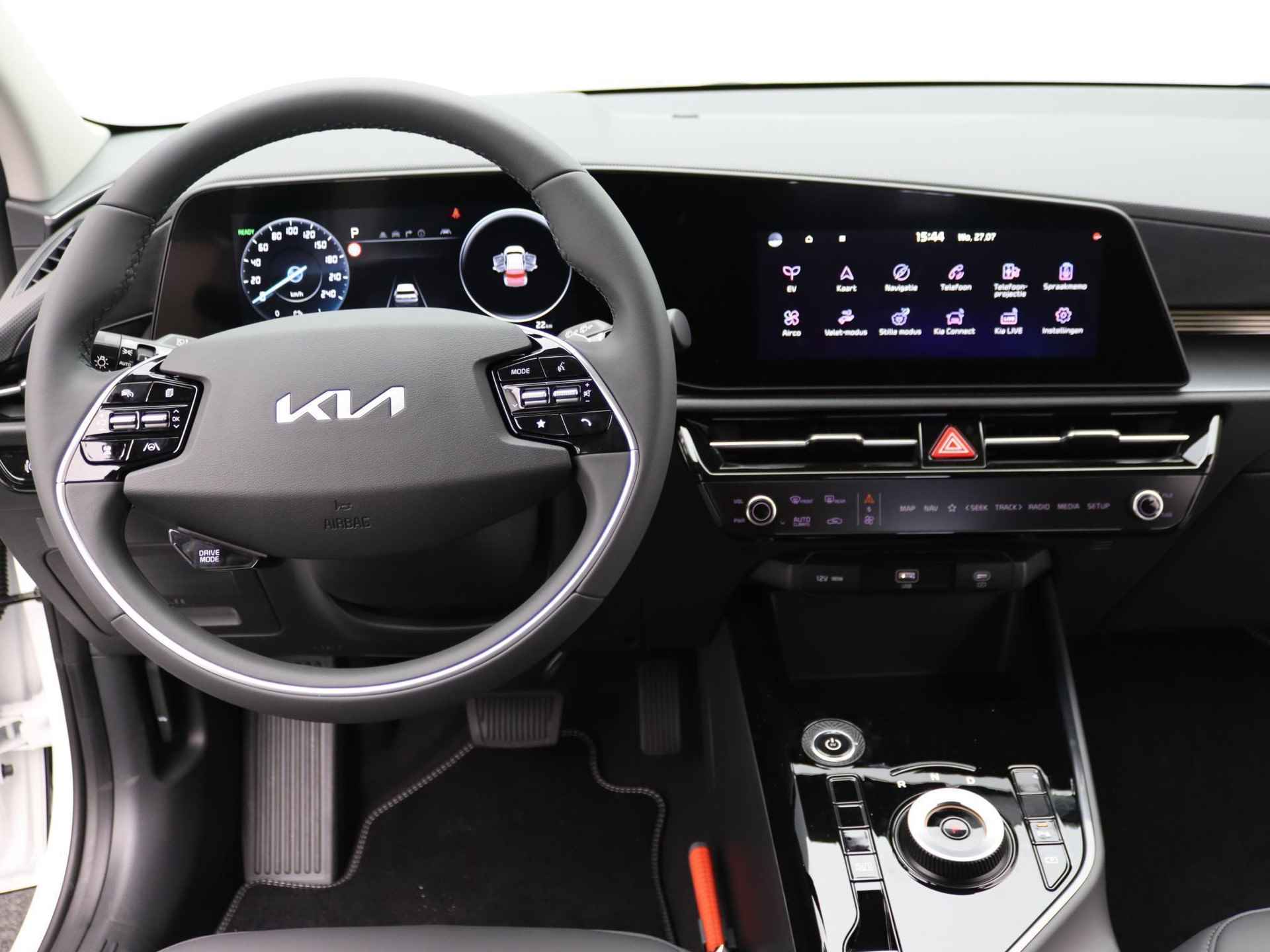 Kia Niro EV Light Edition 64.8 kWh Nu te bestellen bij Van Mossel // Subsidie €2.950 mogelijk - 6/16