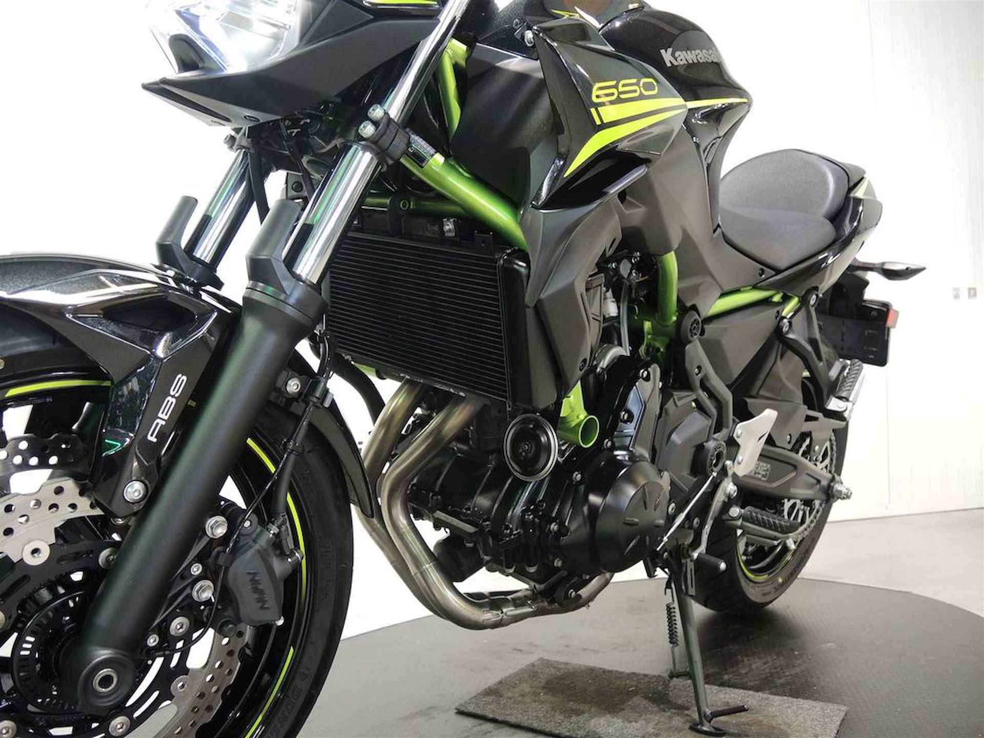 Kawasaki Z-650 ABS - 6/17