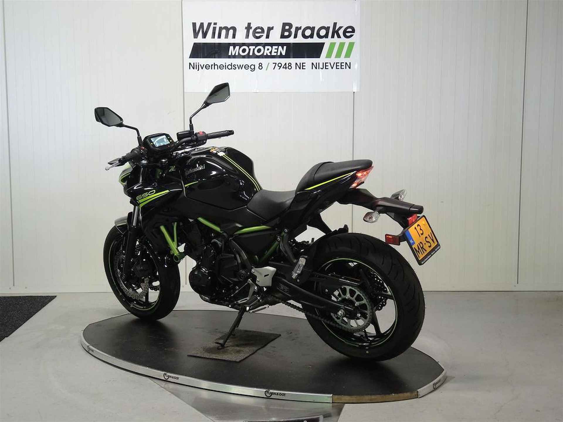 Kawasaki Z-650 ABS - 8/17