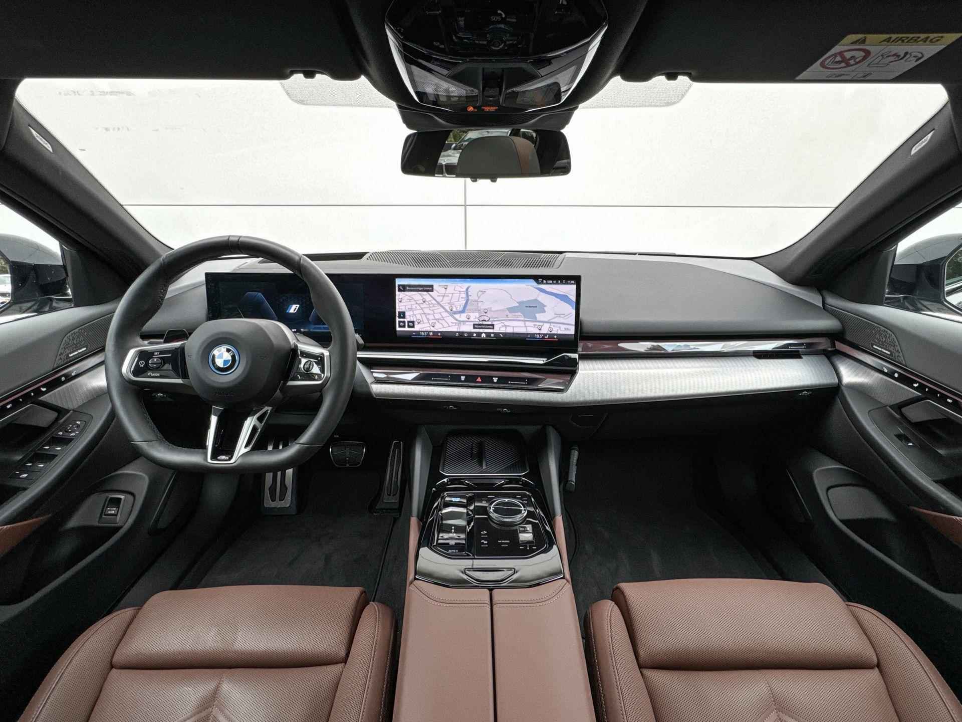 BMW i5 Sedan eDrive40 84 kWh | M Sport | Glazen Panoramadak | Stoelventilatie | Harman Kardon - 11/29