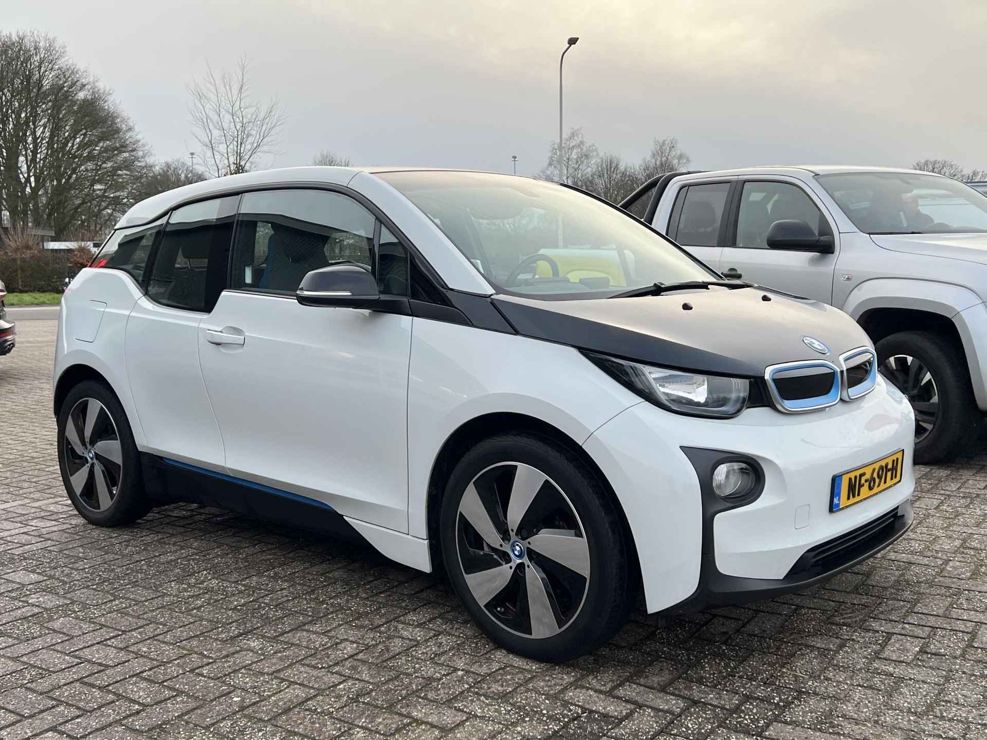 BMW i3 High Voltage Edition 94Ah 33 kWh 170pk | Stoelverwarming - 14/31