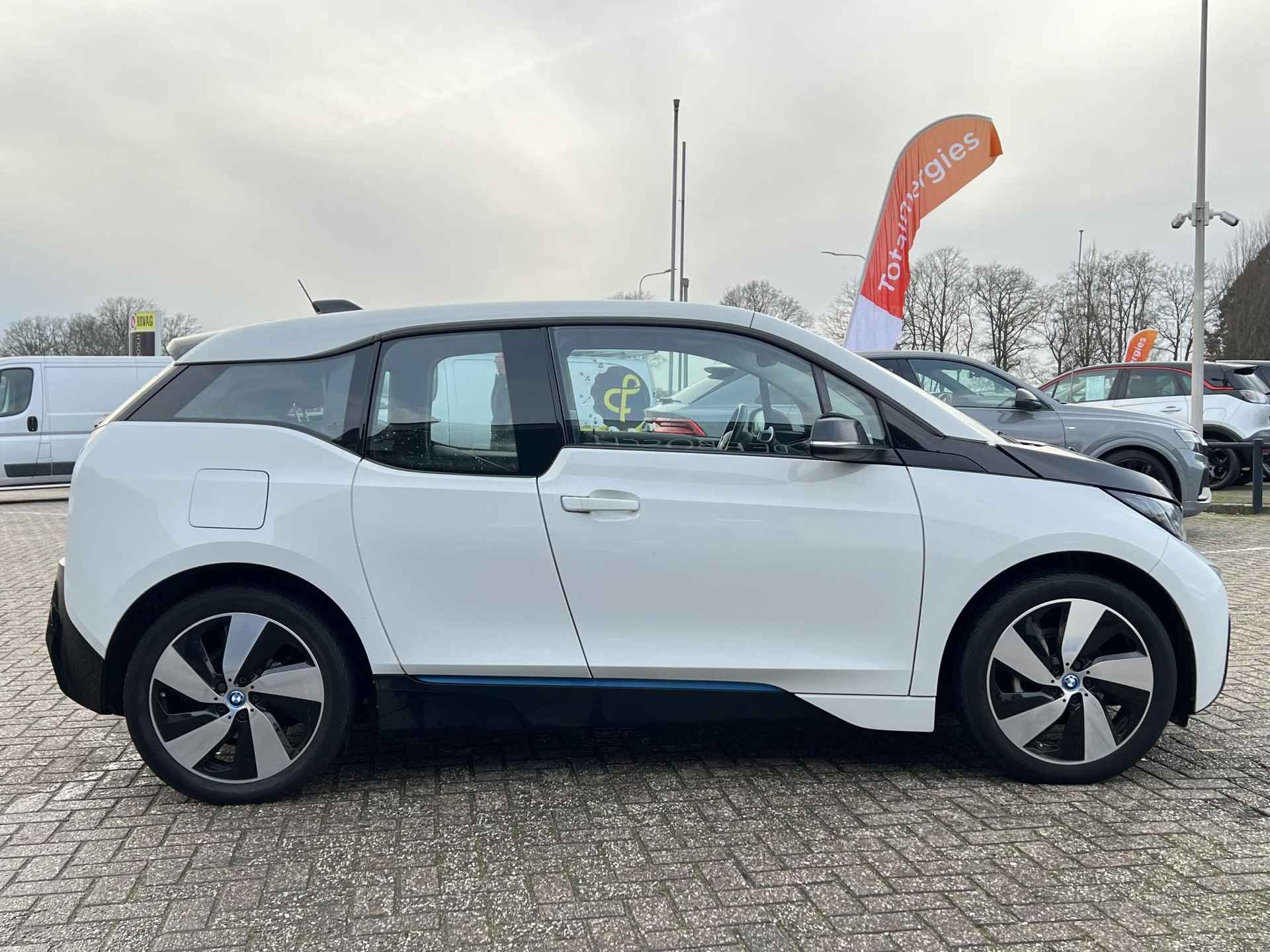 BMW i3 High Voltage Edition 94Ah 33 kWh 170pk | Stoelverwarming - 16/31