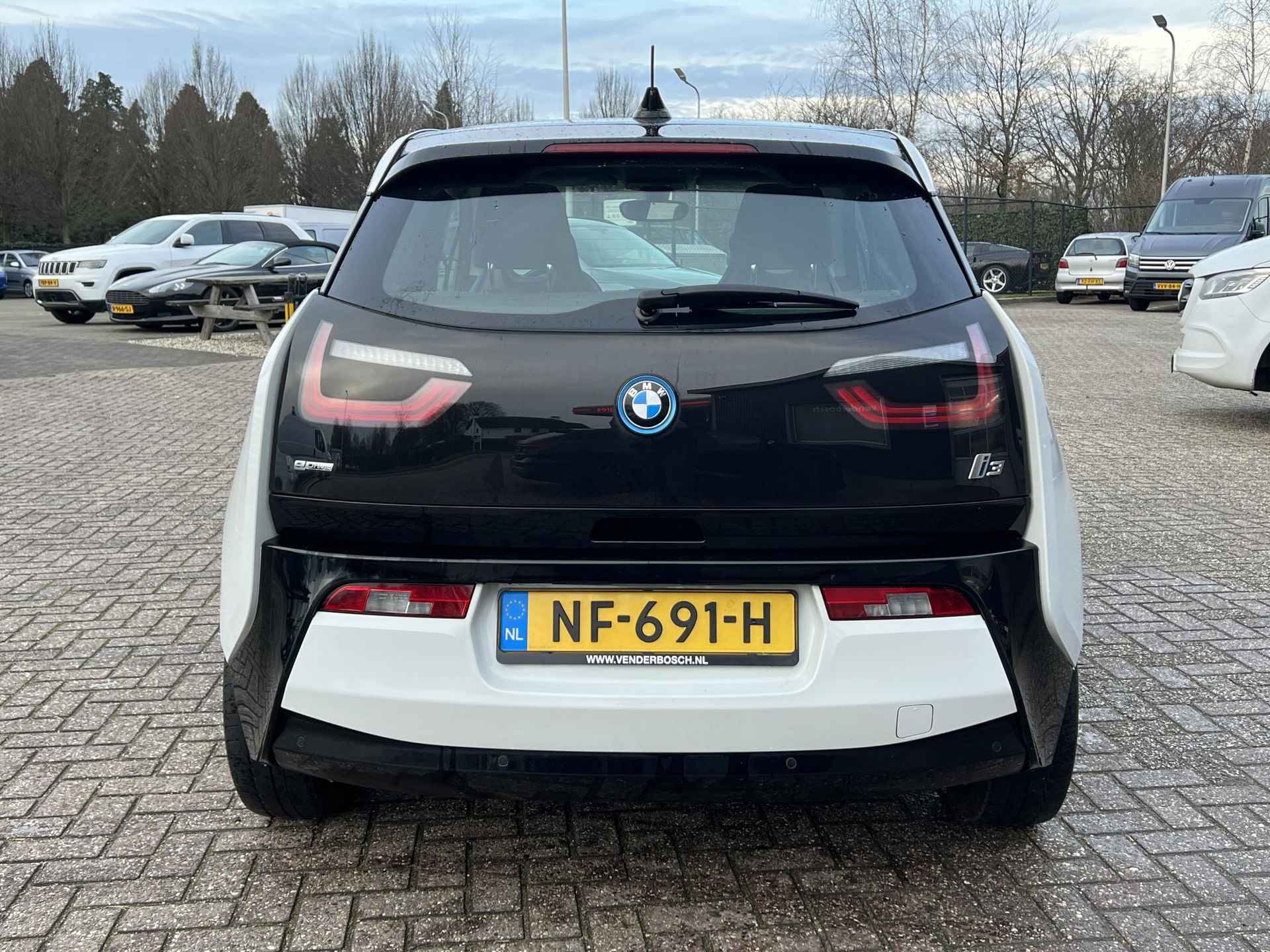 BMW i3 High Voltage Edition 94Ah 33 kWh 170pk | Stoelverwarming - 26/31