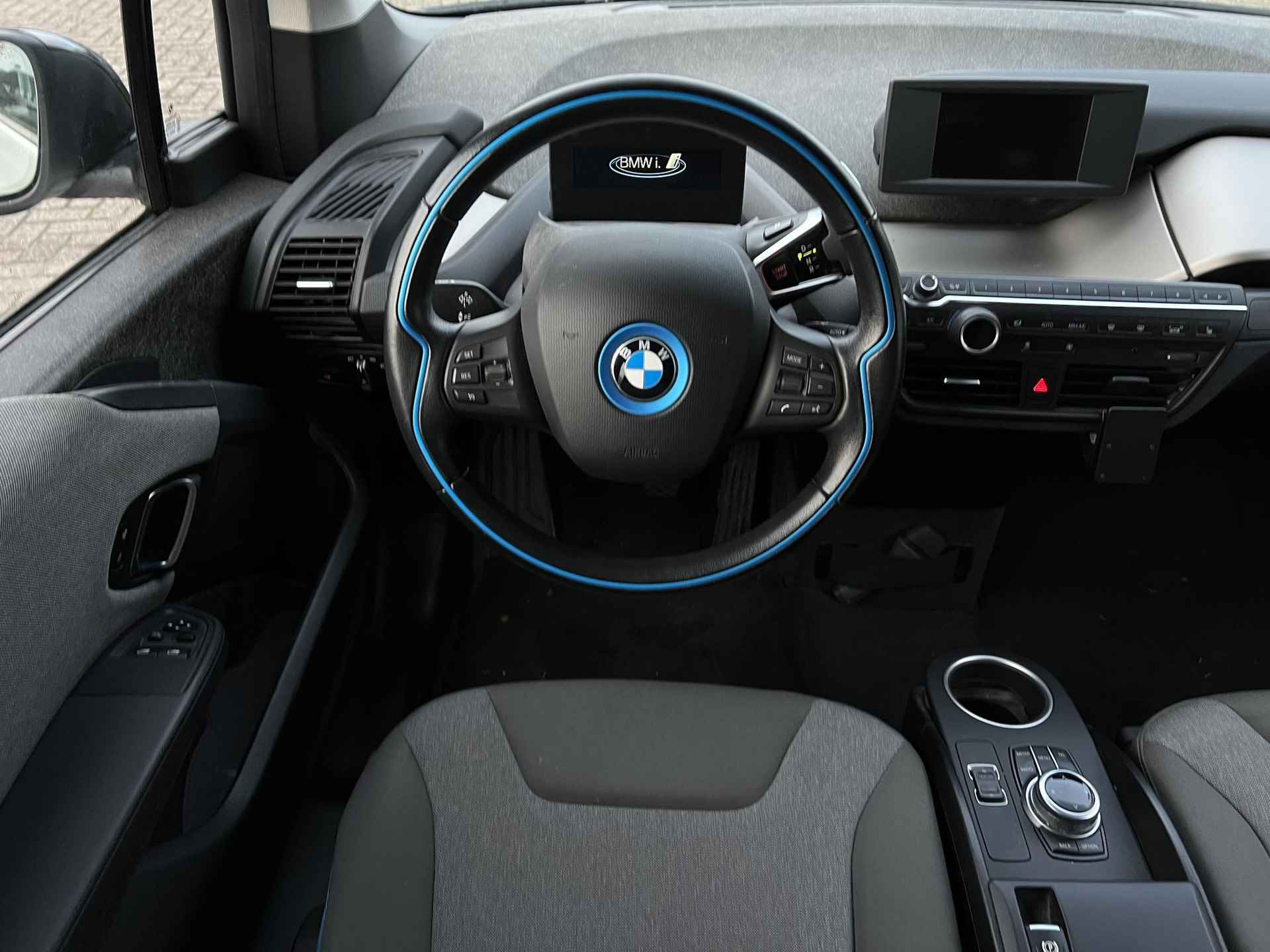 BMW i3 High Voltage Edition 94Ah 33 kWh 170pk | Stoelverwarming - 27/31