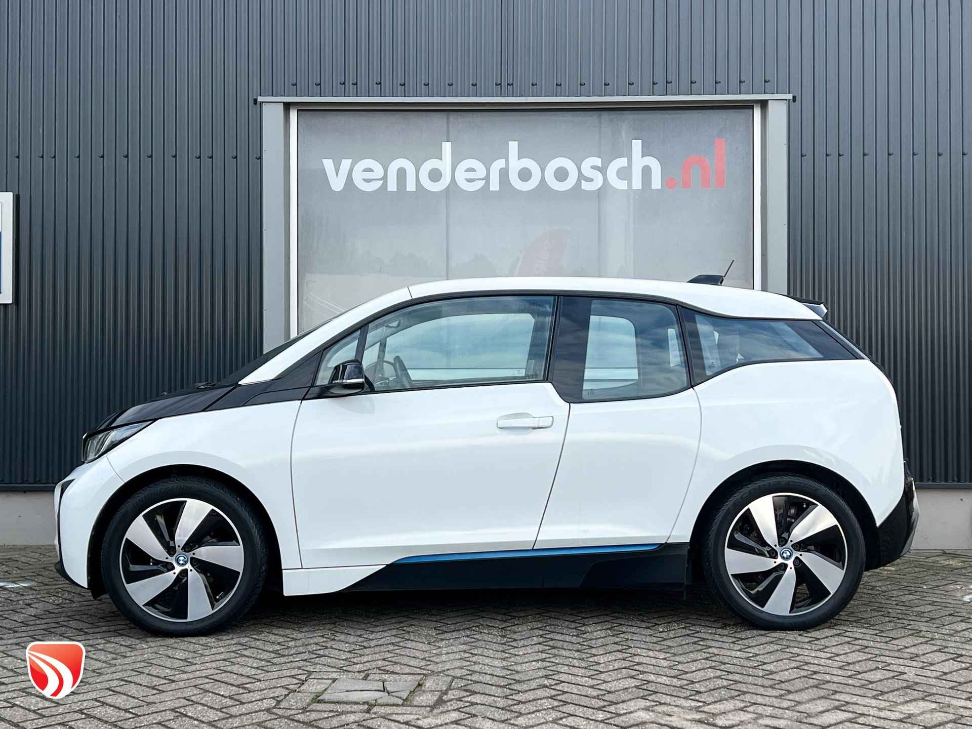 BMW i3 Voltage Edition 94Ah 33 kWh BMW i3 High Voltage Edition 94Ah 33 kWh 170pk | Stoelverwarming - 5/51