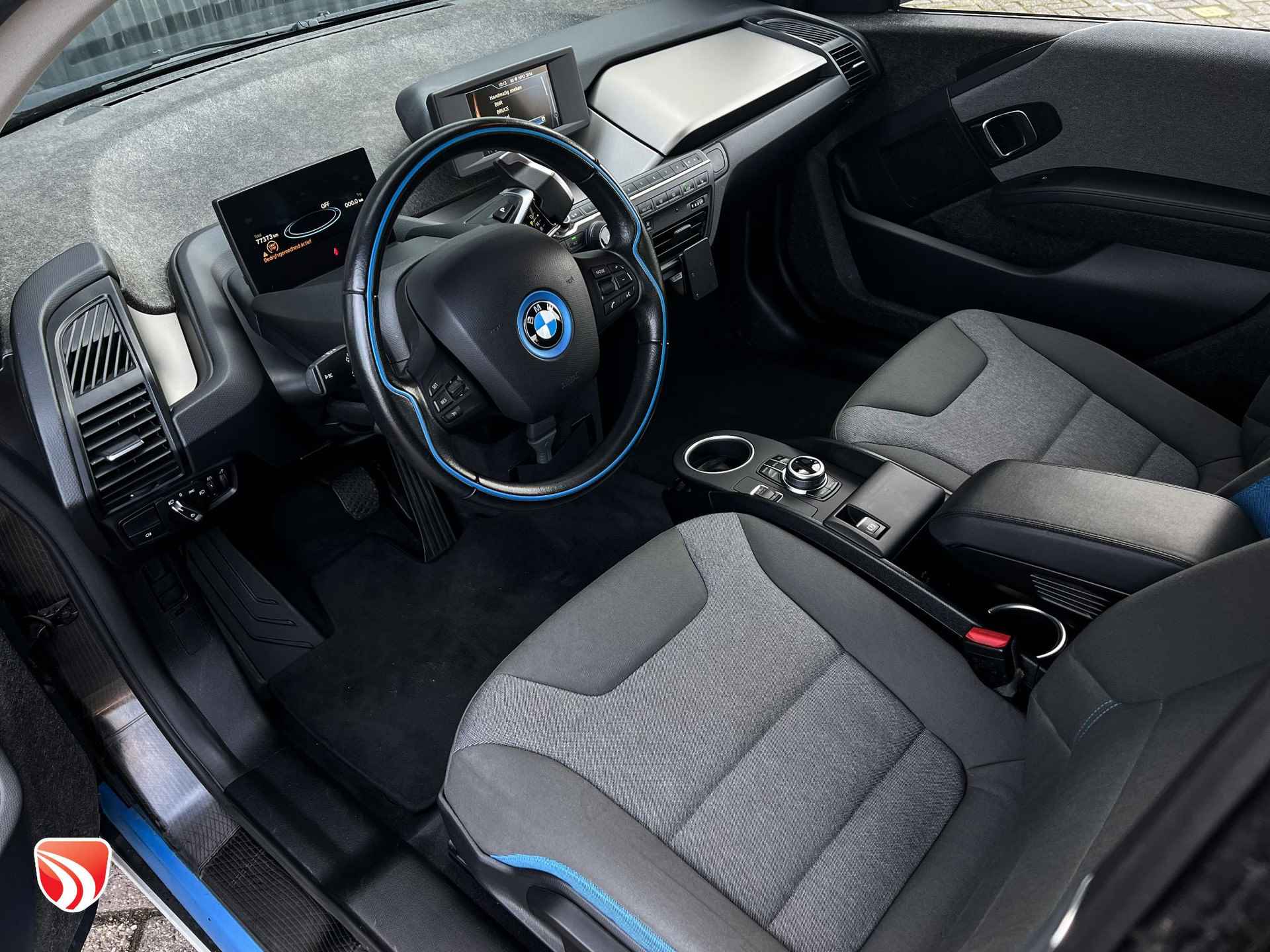 BMW i3 Voltage Edition 94Ah 33 kWh BMW i3 High Voltage Edition 94Ah 33 kWh 170pk | Stoelverwarming - 9/51