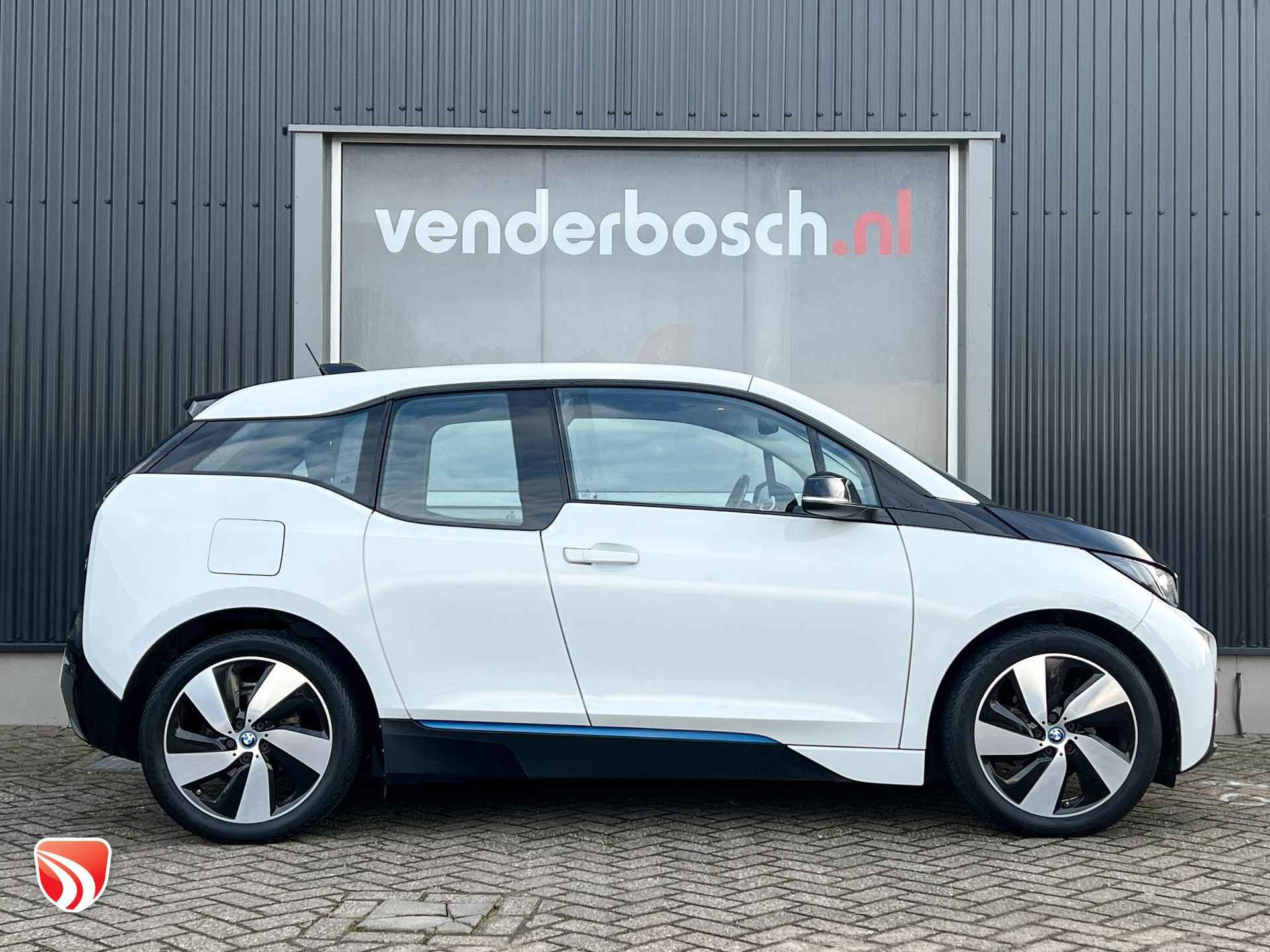 BMW i3 Voltage Edition 94Ah 33 kWh BMW i3 High Voltage Edition 94Ah 33 kWh 170pk | Stoelverwarming - 20/51