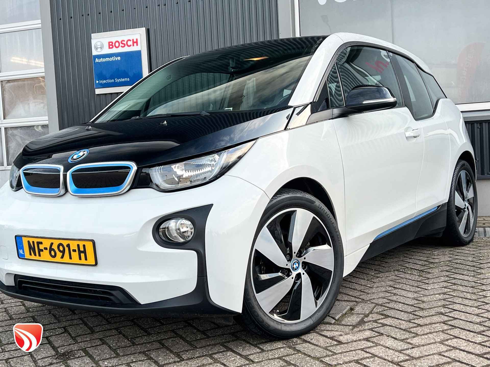 BMW i3 Voltage Edition 94Ah 33 kWh BMW i3 High Voltage Edition 94Ah 33 kWh 170pk | Stoelverwarming - 22/51