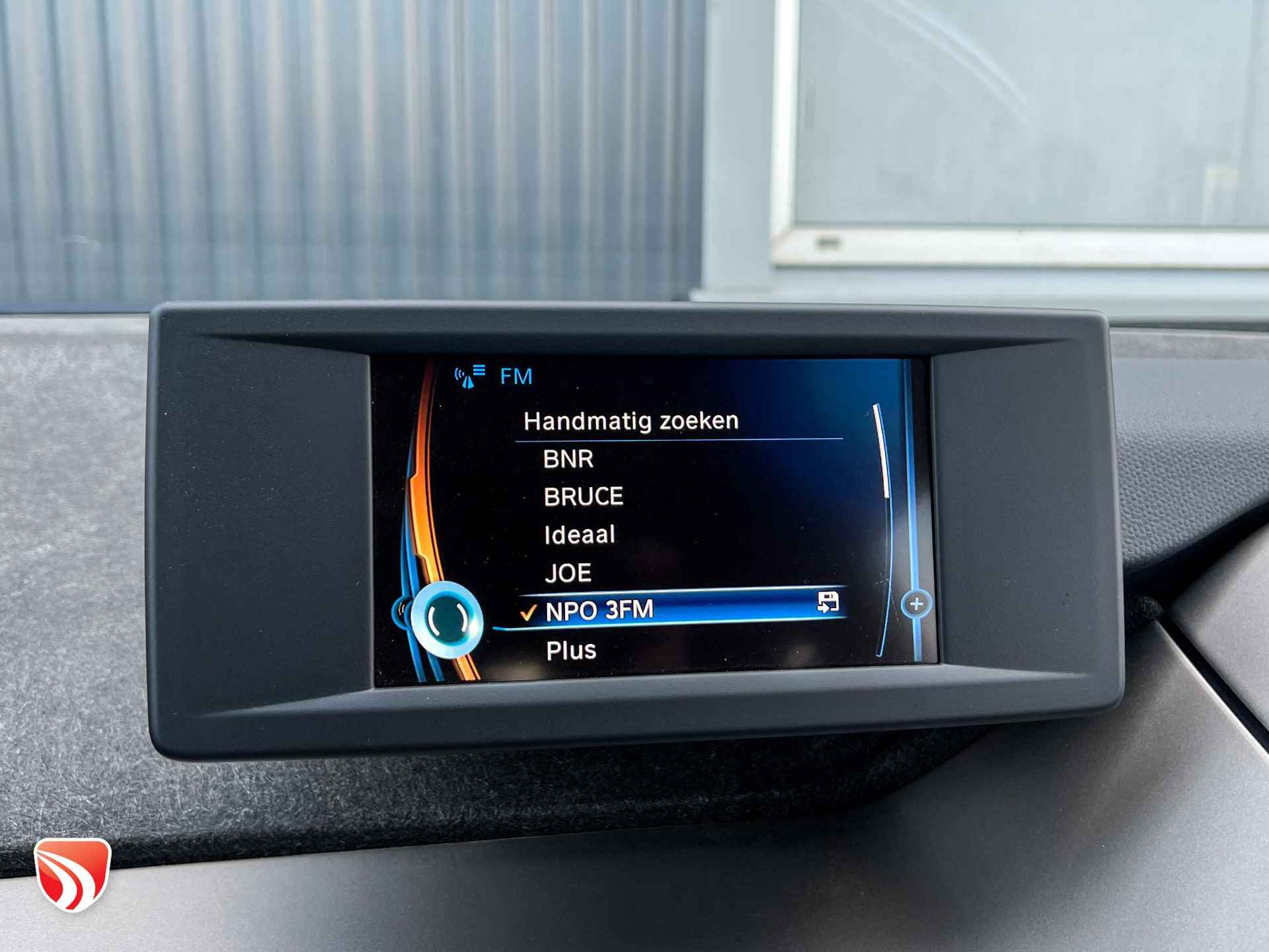 BMW i3 Voltage Edition 94Ah 33 kWh BMW i3 High Voltage Edition 94Ah 33 kWh 170pk | Stoelverwarming - 35/51