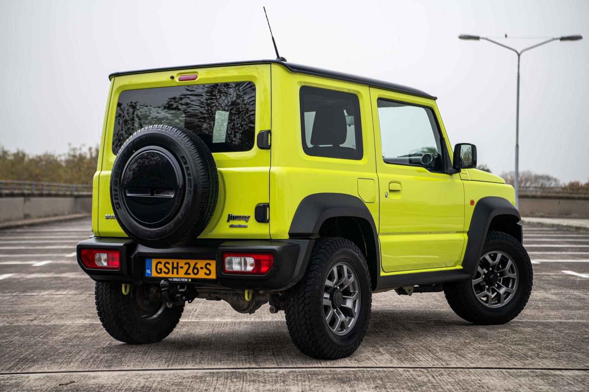 Suzuki Jimny 1.5 Stijl | 4 Persoons | Airco/Clima | Cruise Control | Navigatie | Stoelverwarming | Trekhaak | - 2/39