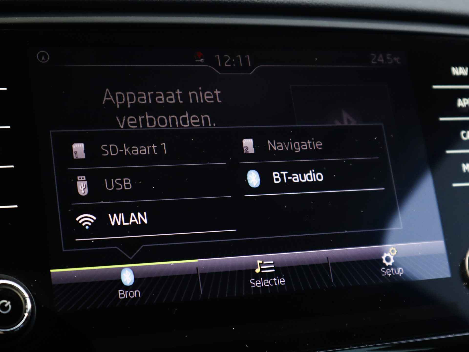 Škoda Octavia Combi 1.0 TSI Greentech Business Edition (116 PK) 1e-Eig, Keurig-Onderh, 12-Mnd-BOVAG, NL-Auto, Leer, Navigatie/Apple-Carplay/Android-Auto, Cruisecontrol, Licht-Zicht-Pakket, Parkeersensoren, Stoelverwarming, Airco, DAB Lm-Velgen-17-Inch, Privacy-Glas - 14/36