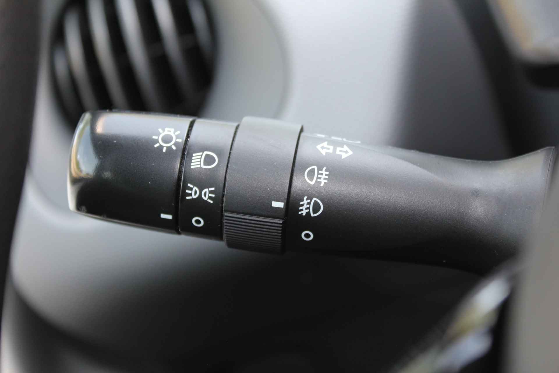 Peugeot 108 1.0 e-VTi Active Camera, Airco, apple Carplay, centr. vergrend. - 34/35