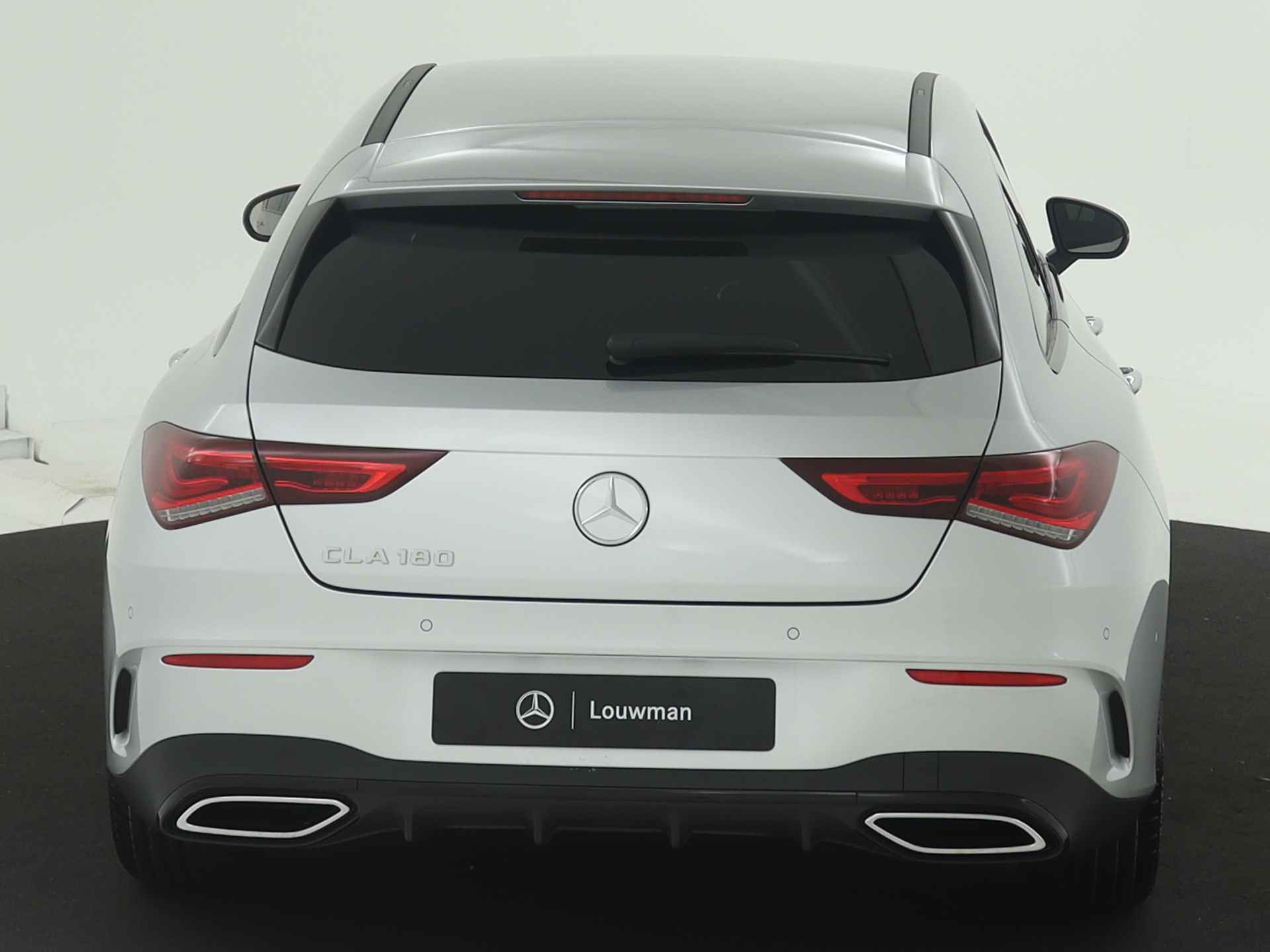 Mercedes-Benz CLA-Klasse Shooting Brake 180 AMG Line 5 spaaks lichtmetalen velgen| navigatie | MBUX wide screen | Dodehoekassistent | Smartphone integratie | Nightpakket | Sfeerverlichting | Parkeerpakket met achteruitrijcamera | Draadloos oplaadsysteem voor Smartphone | - 27/41